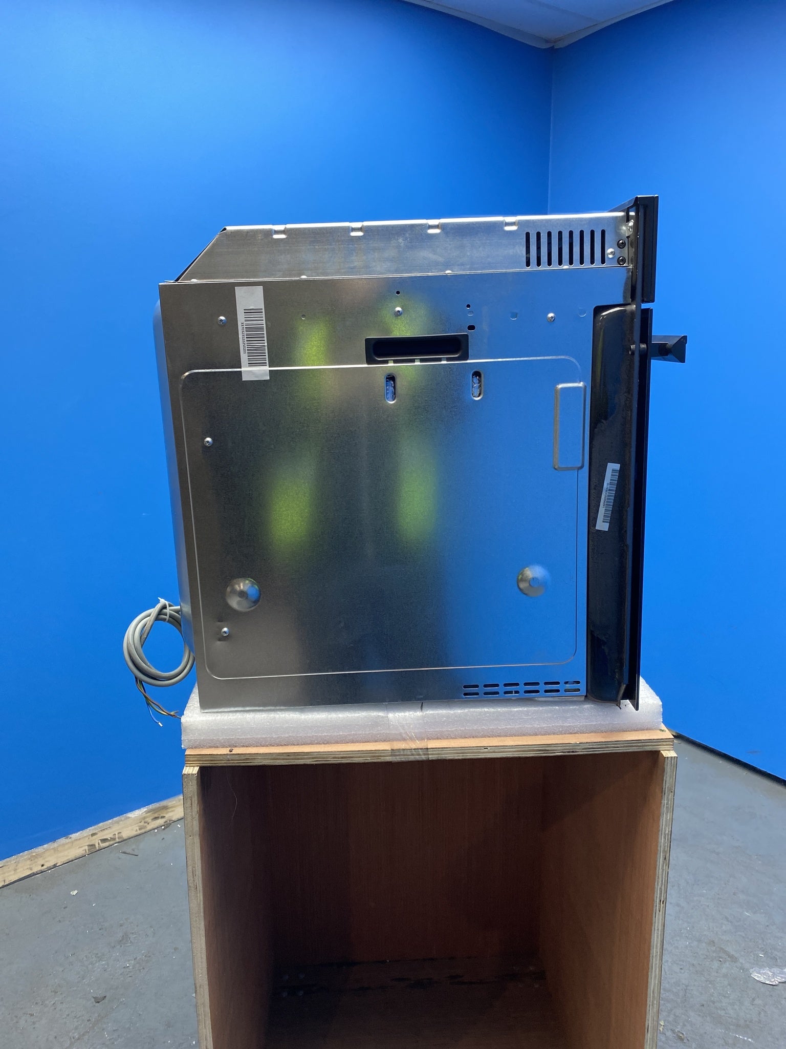 Haier HWO60SM6T9BH I-Touch Series 6 70L Pyrolytic Oven