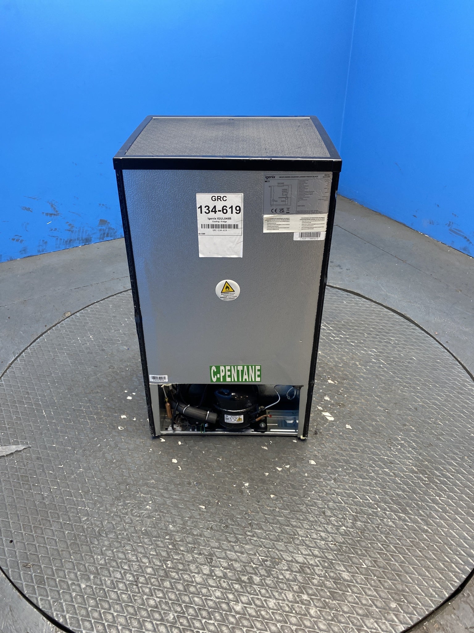 Igenix IGUL048B 92 Litre Under Counter Larder Fridge
