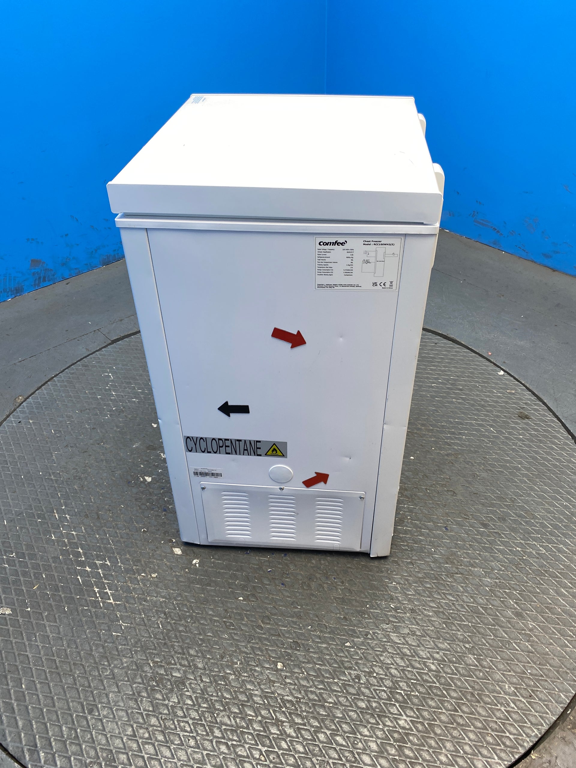 COMFEE' RCC100WH2E 99L Chest Freezer with Digital Control