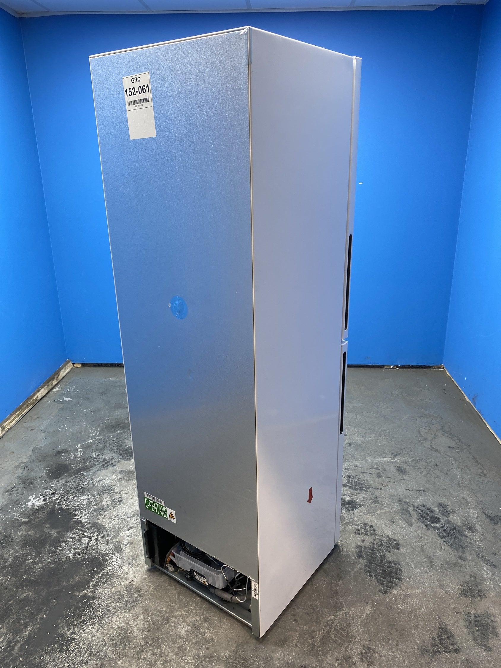 #GRC-152-061 - Candy CCT3L517EWK 252 Litre Combi Fridge Freezer