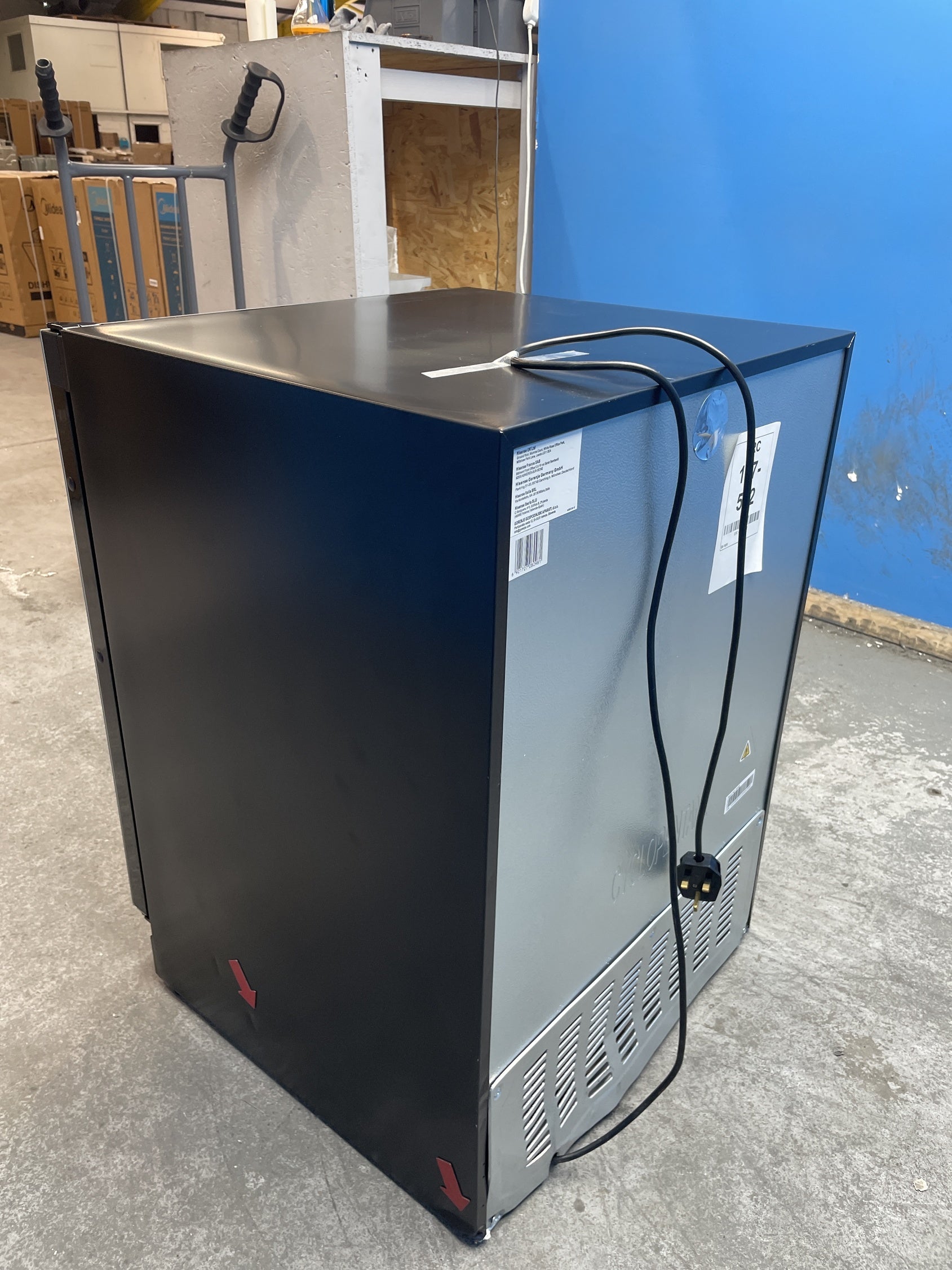 #GRC-157-502 - Hisense RW3N122GSLF 46 Bottle WiFi Wine Cooler