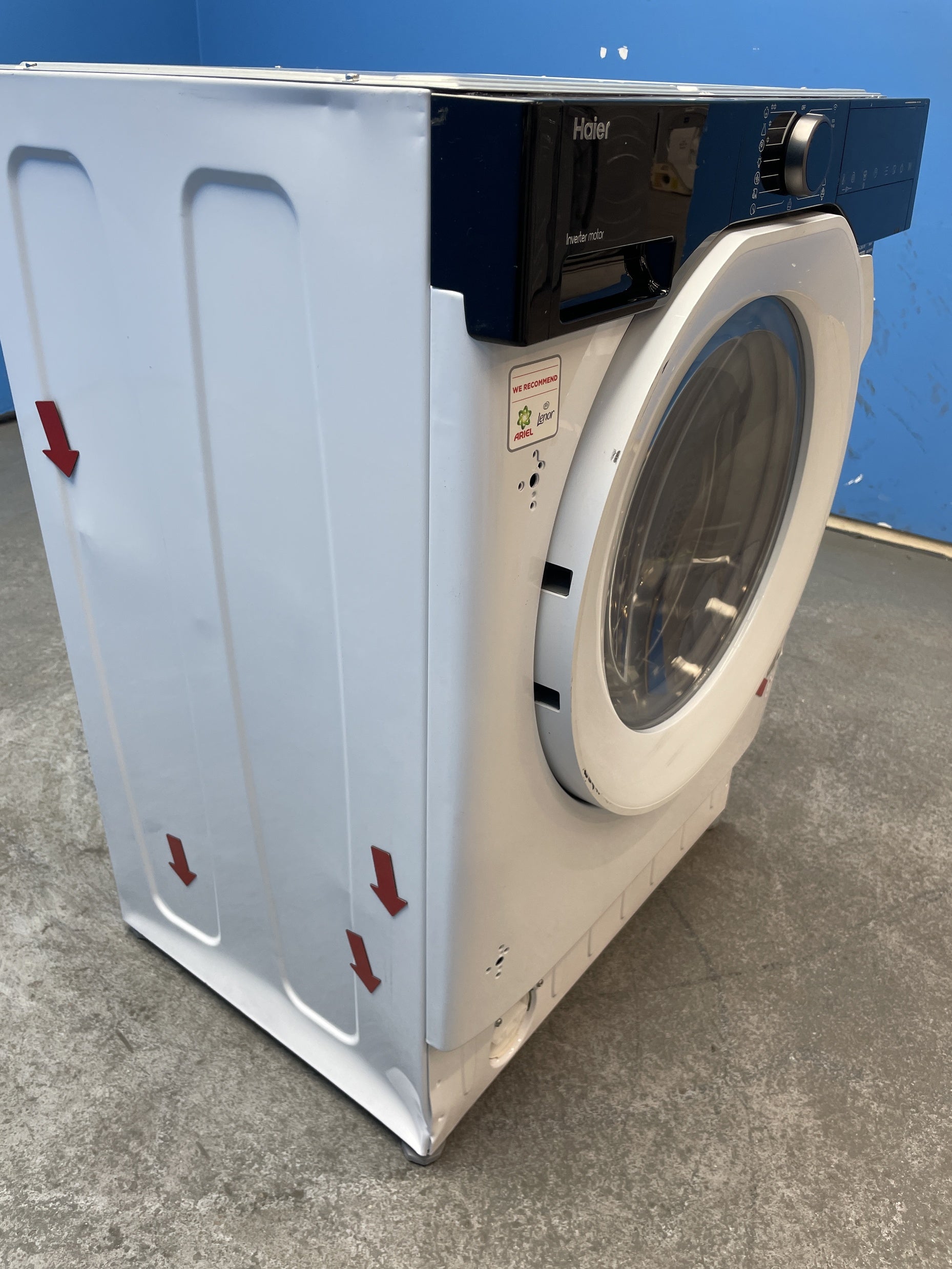 #GRC-157-733 - Haier Series 6 BHA6S696M6D9-80 Built-in 9/6kg 1600rpm Washer Dryer