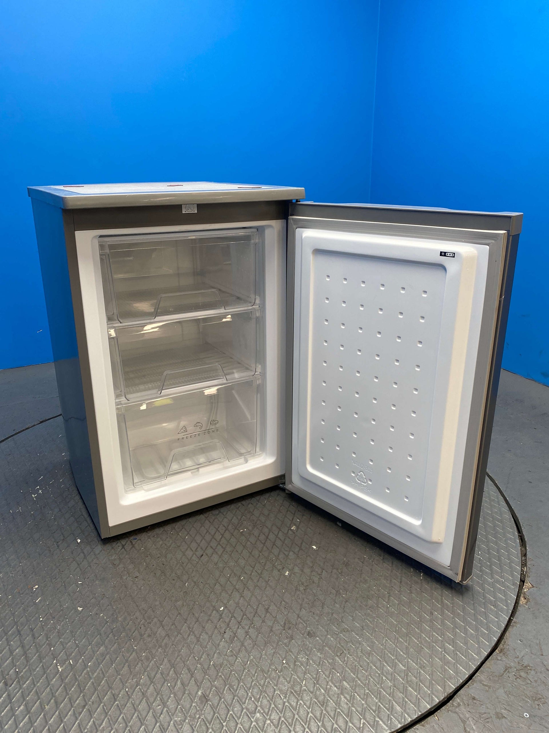 Statesman U355S 86 Litre Under Counter Freezer