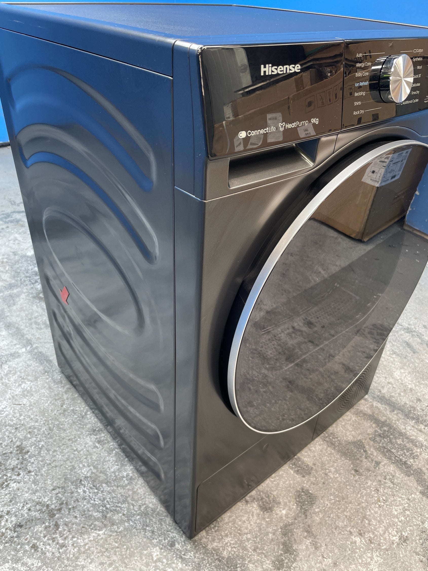 #GRC-157-842 - Hisense DH5S902BB 9kg Heat Pump Tumble Dryer