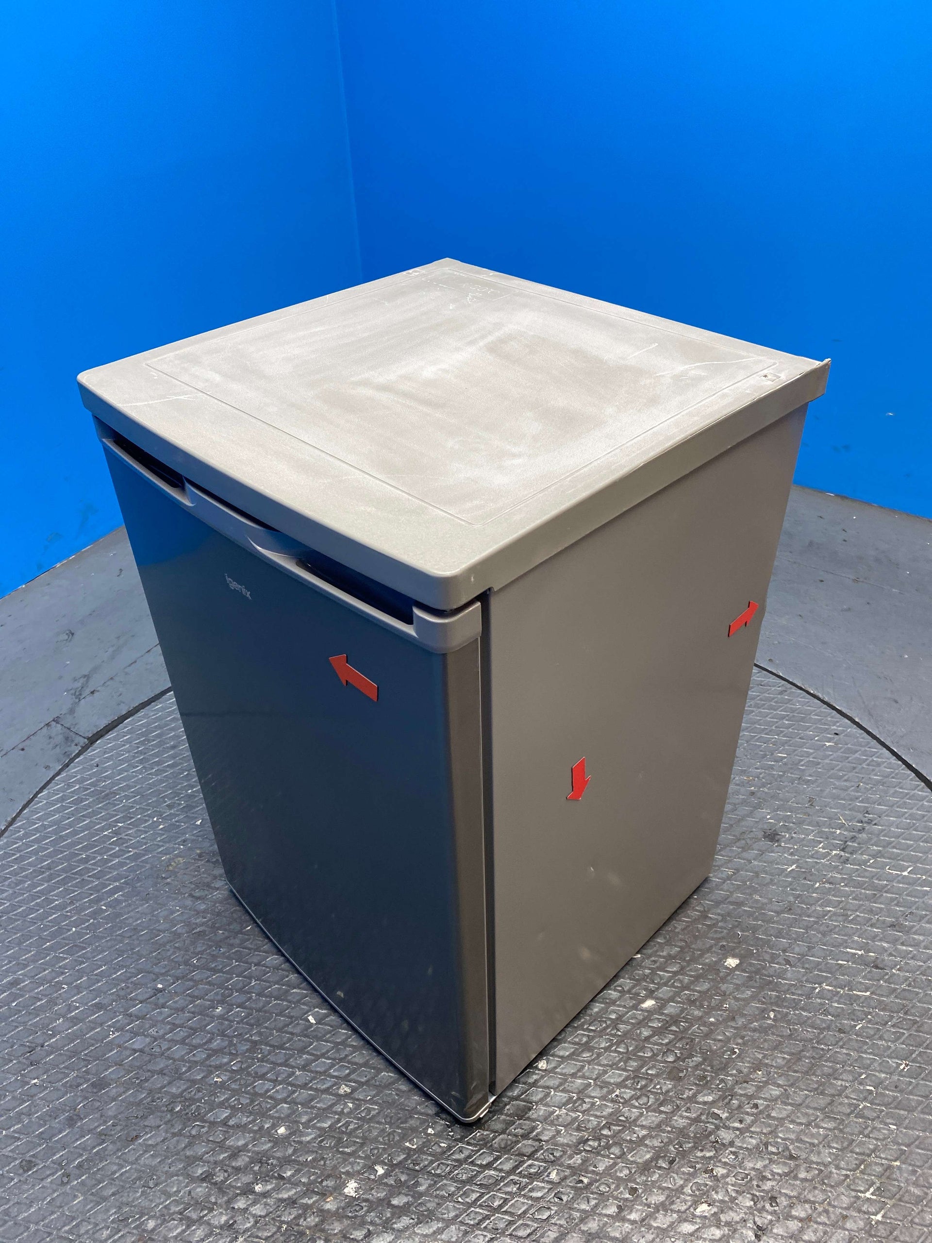 Igenix IG255X 136 Litre Undercounter Fridge