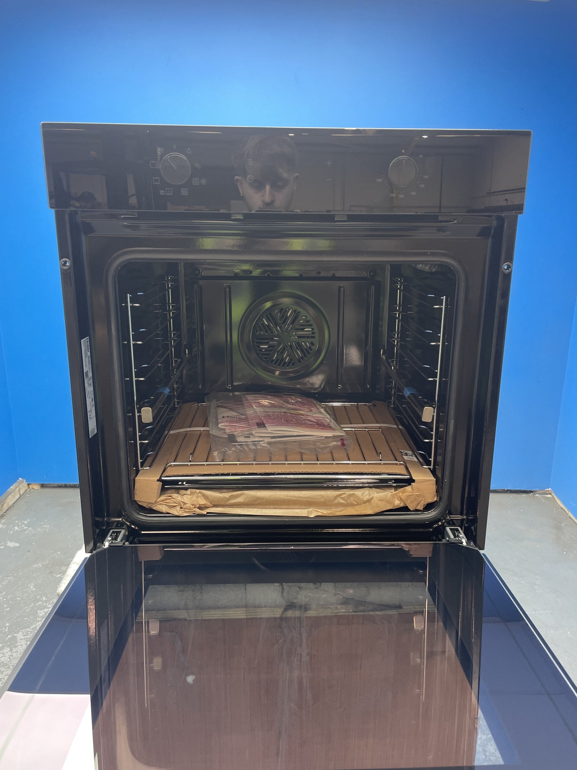 #GRC-160-106 - Haier ID Series 2 H6 ID2P3T3HTB Built In Electric Oven