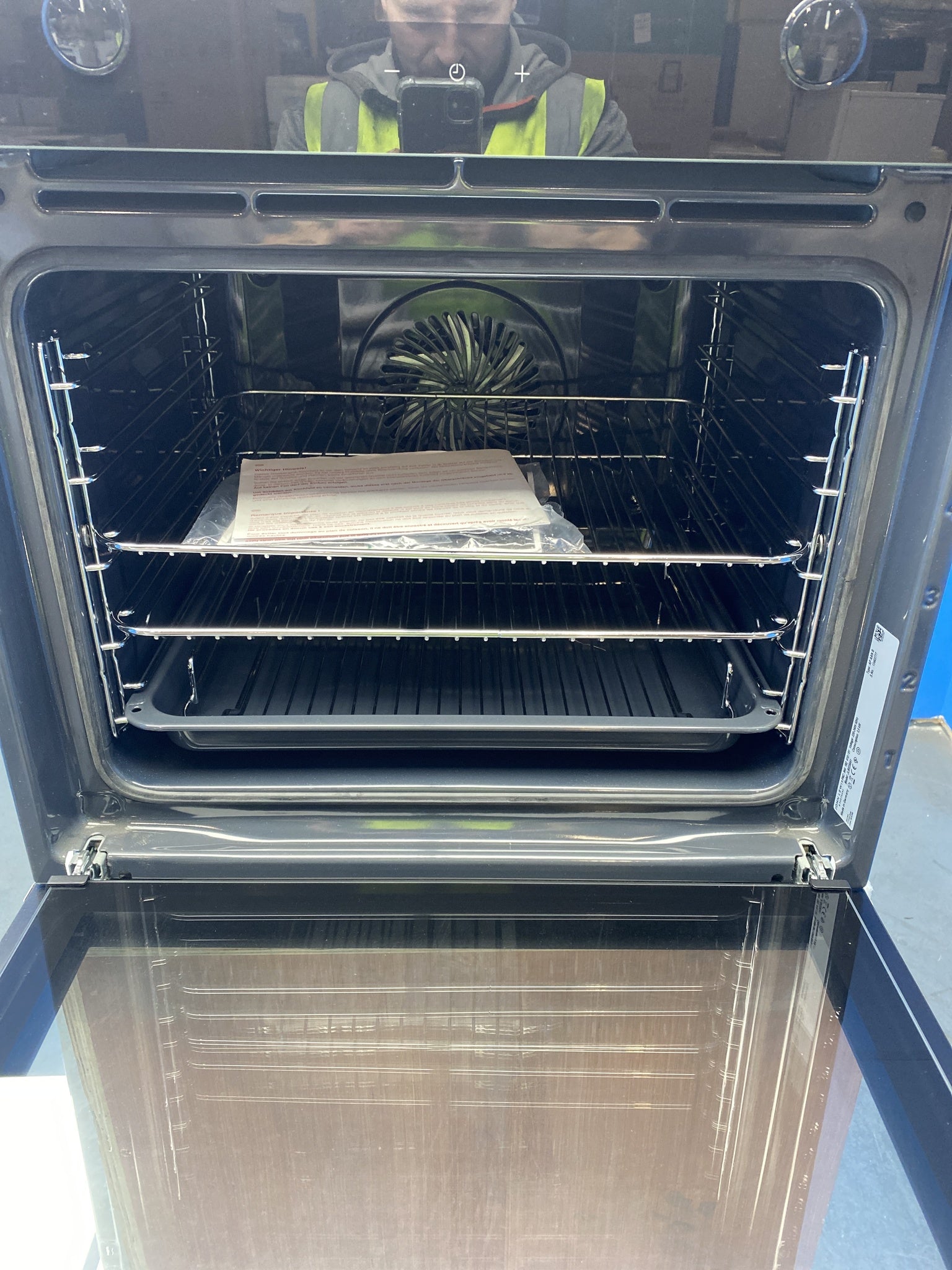 John Lewis JLBIOS641 71L Built-In Electric Single Oven