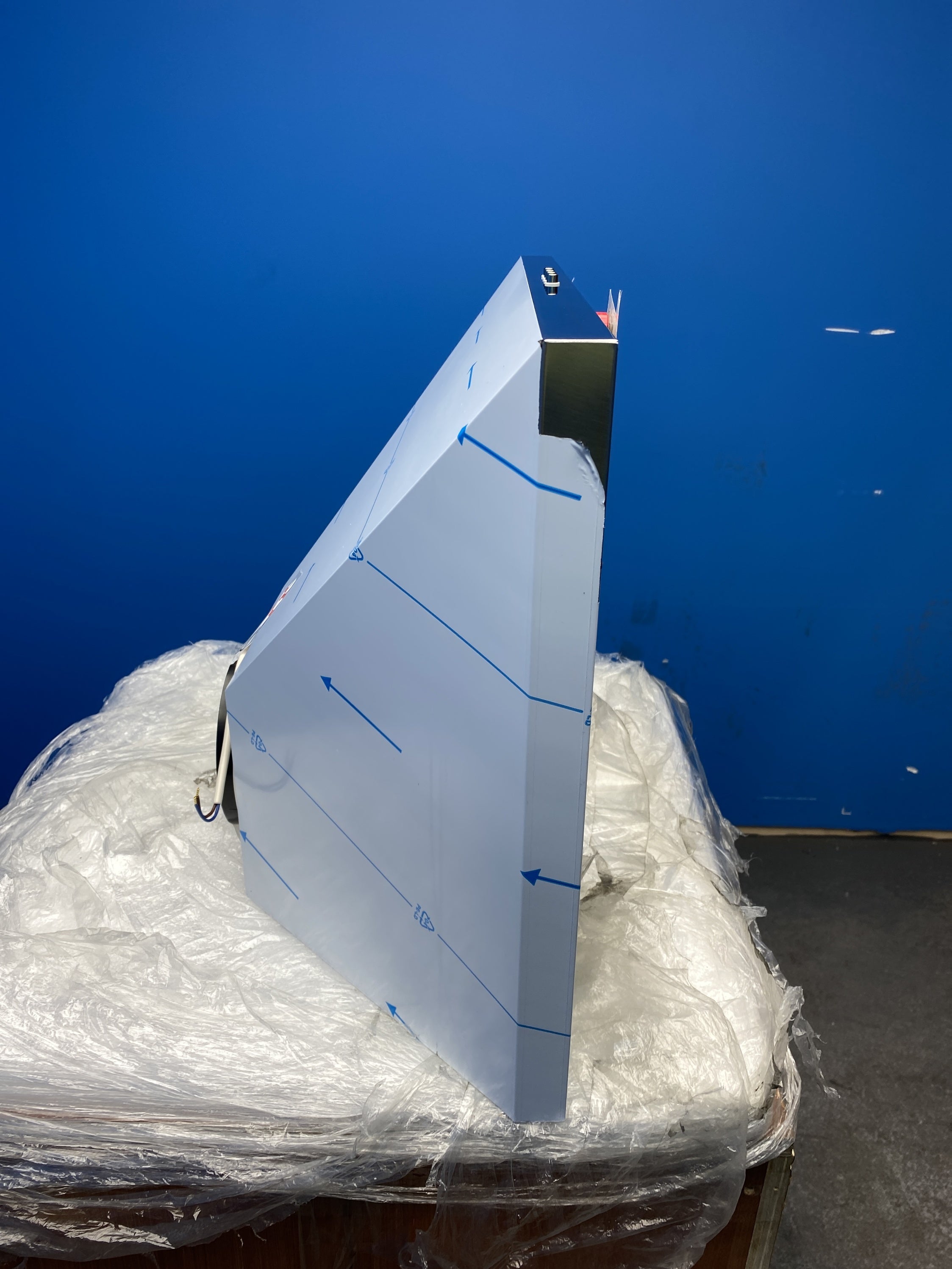 #GRC-150-213 - AEG LFC316X 60cm Stainless Steel Pyramid Chimney Hood