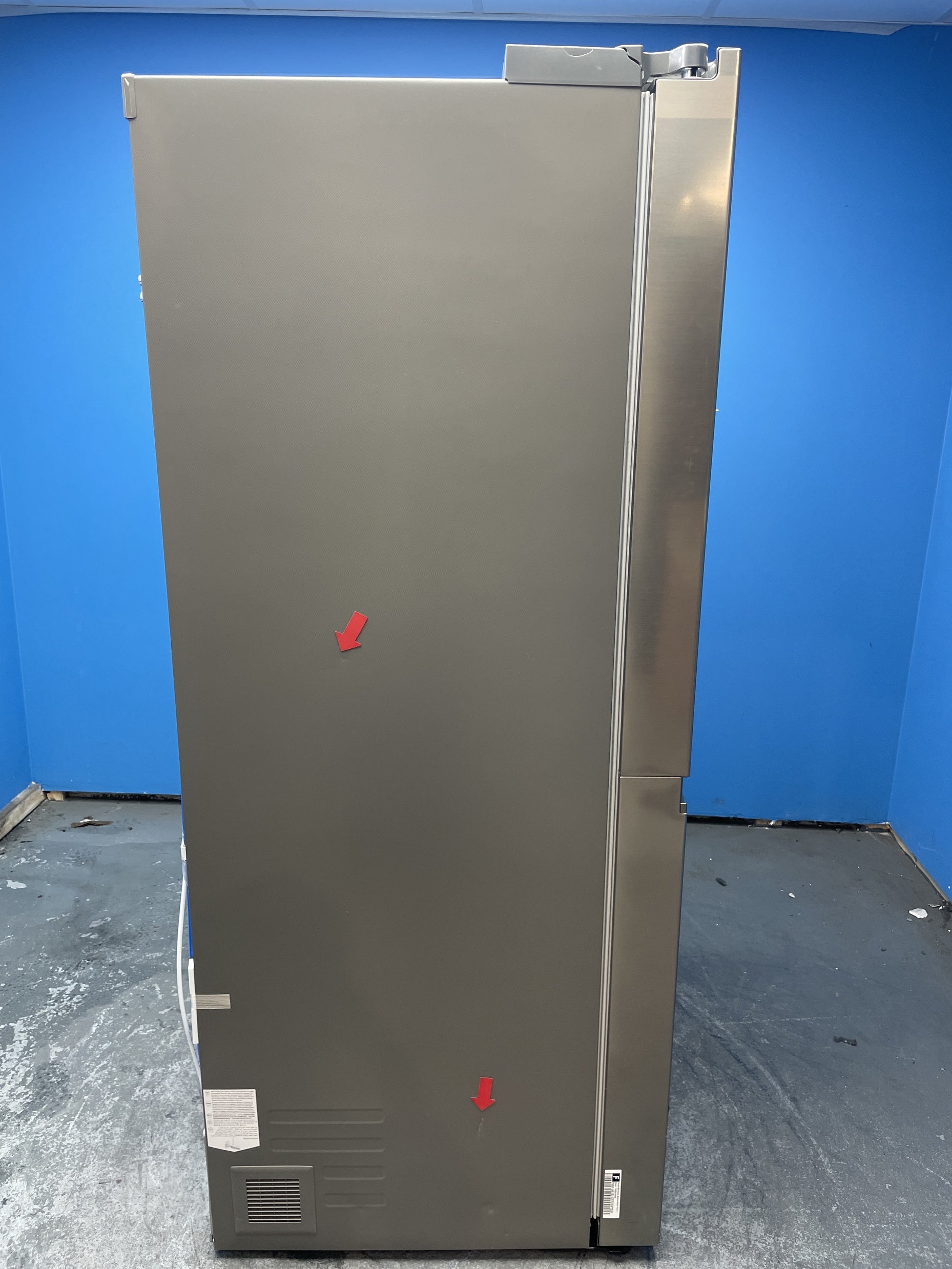 #GRC-158-058 - LG GSXE81PYBD InstaView American Style Fridge Freezer