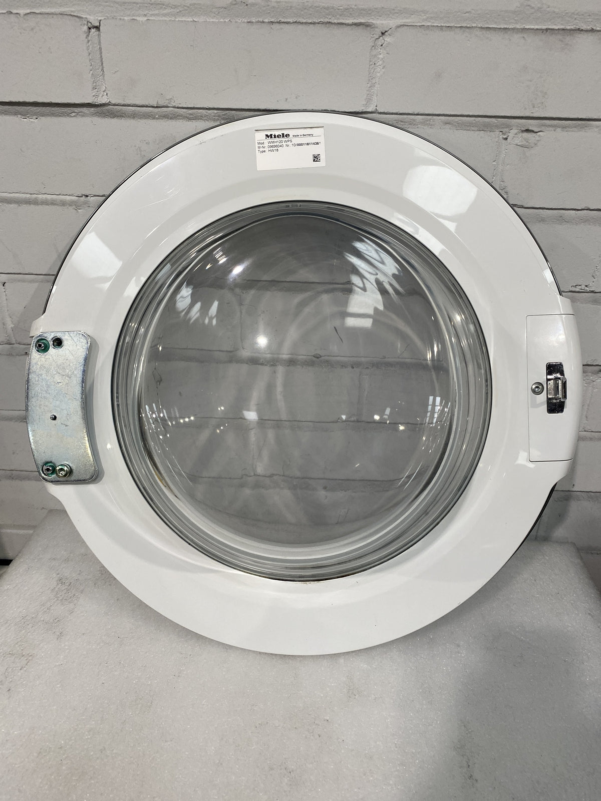 #GRC-158-329 - Miele WMH120 WPS Washing Machine Door