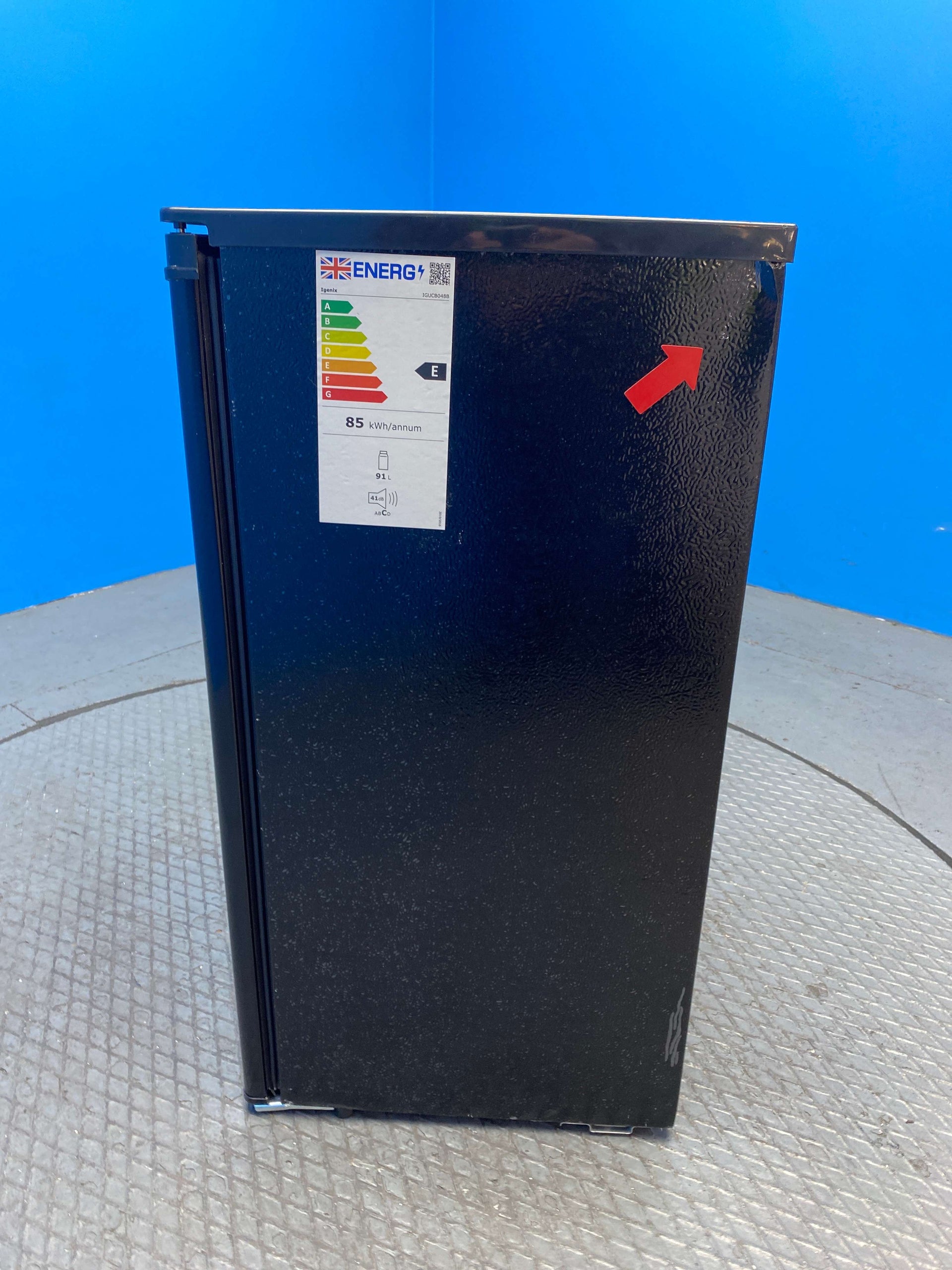 Igenix IGUCB048B 81 Litre Under Counter Fridge