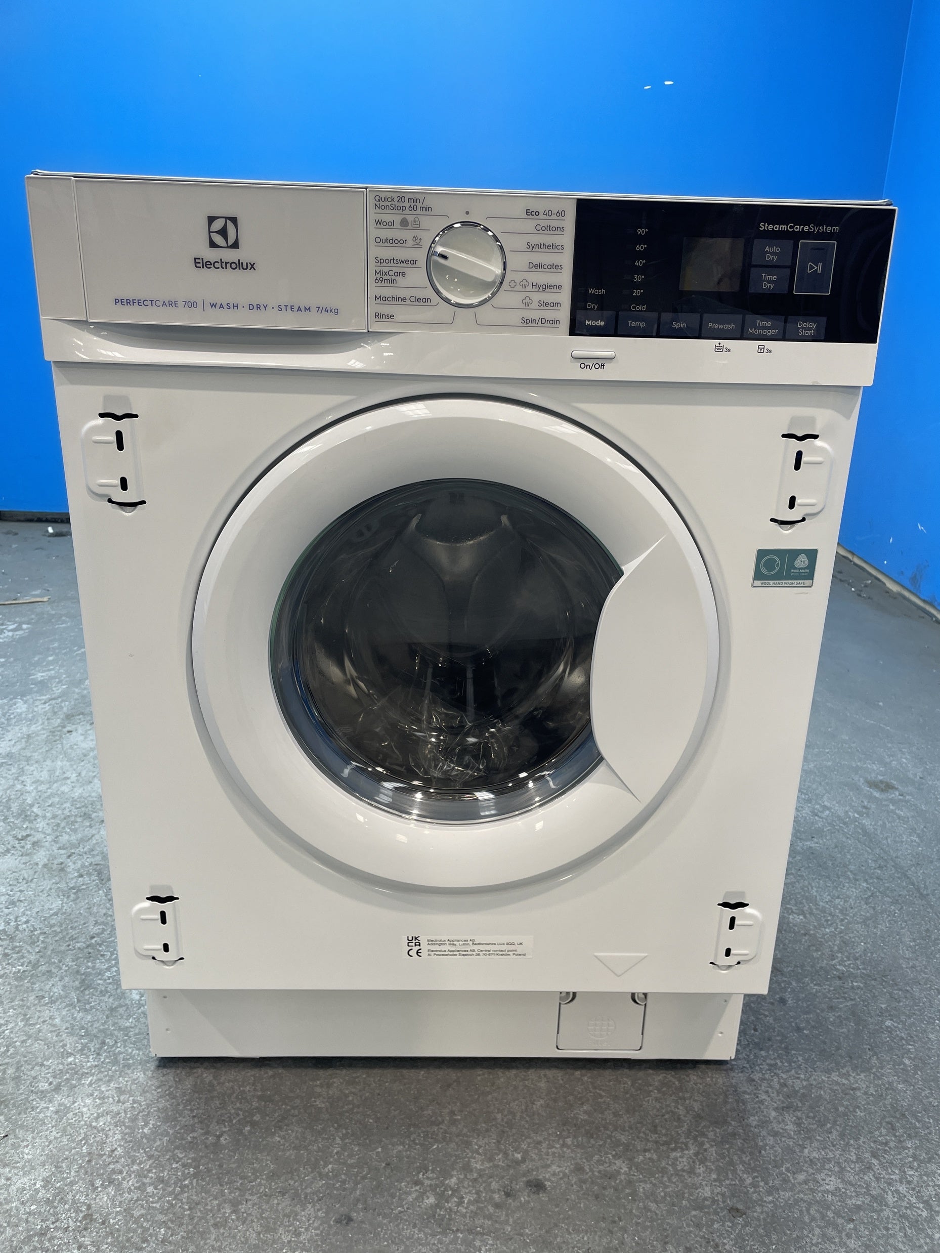 #GRC-158-256 - Electrolux PerfectCare 700 EWD746PCBI Built-In 7/4 kg 1600rpm Washer Dryer