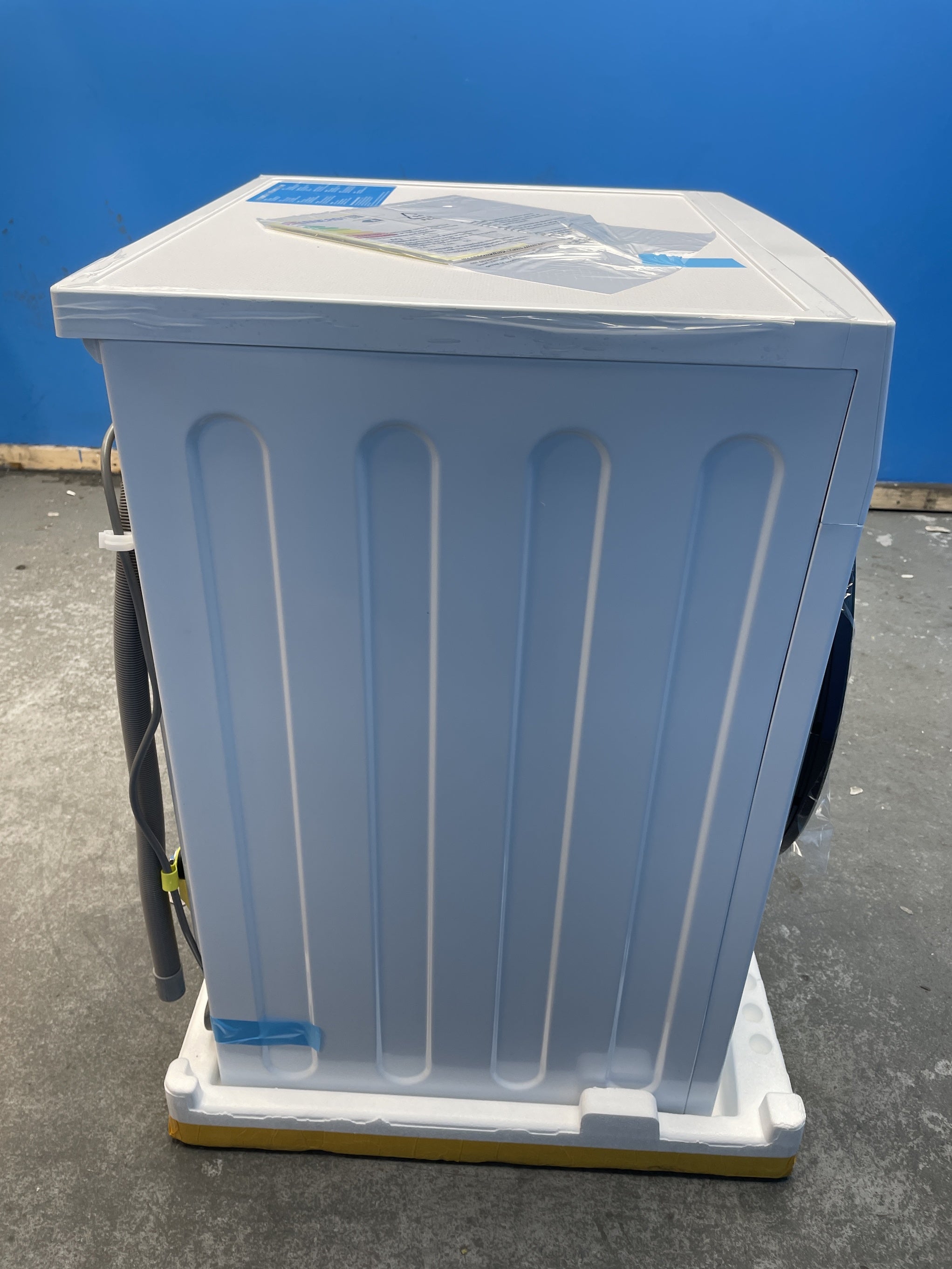 #GRC-158-863 - Midea MF20EW90WB 9kg 1300rpm Wi-Fi Washing Machine
