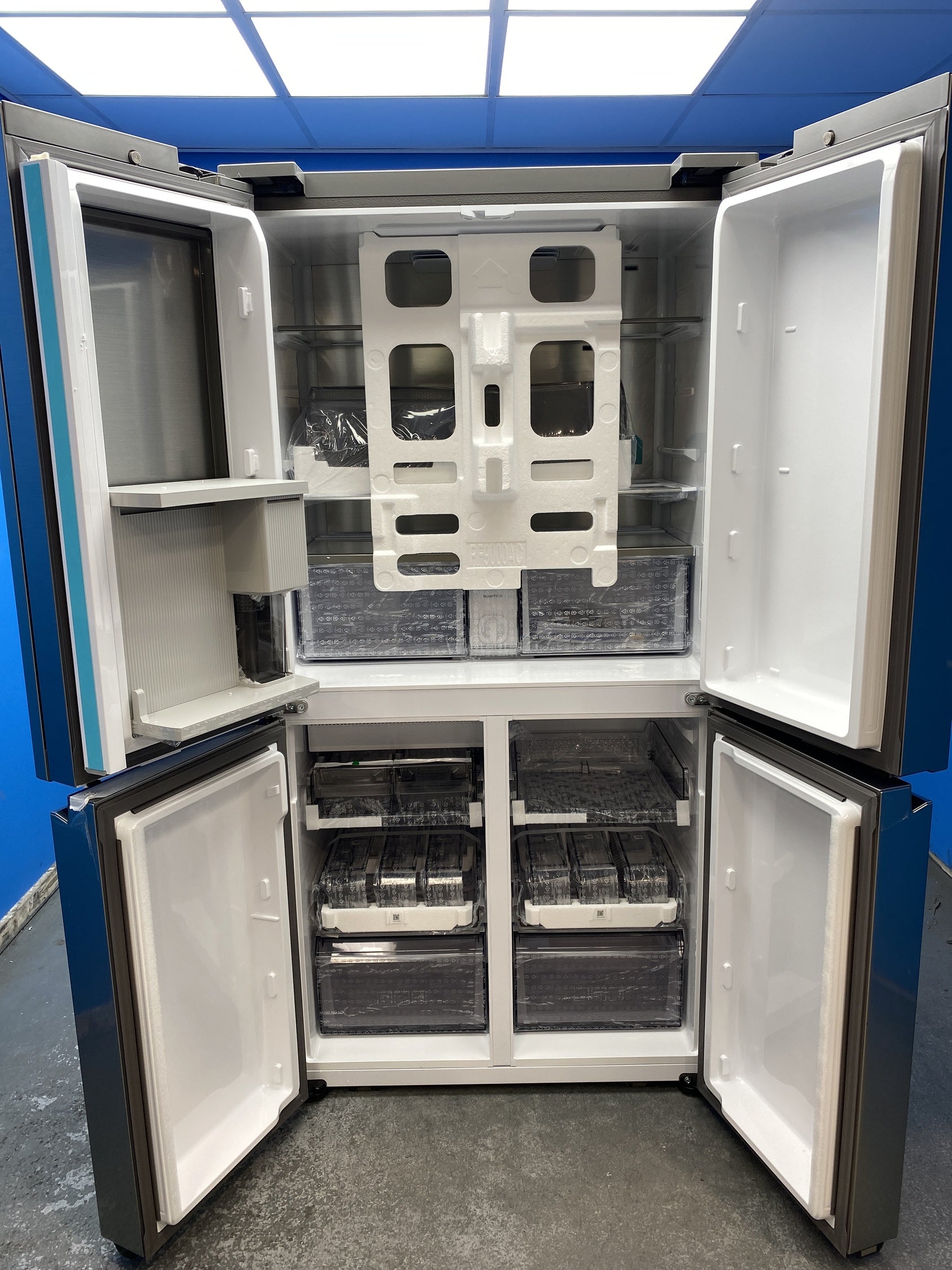 #GRC-145-195 - Samsung RF65DG960ESREU Series 9 SpaceMax French Door Fridge Freezer
