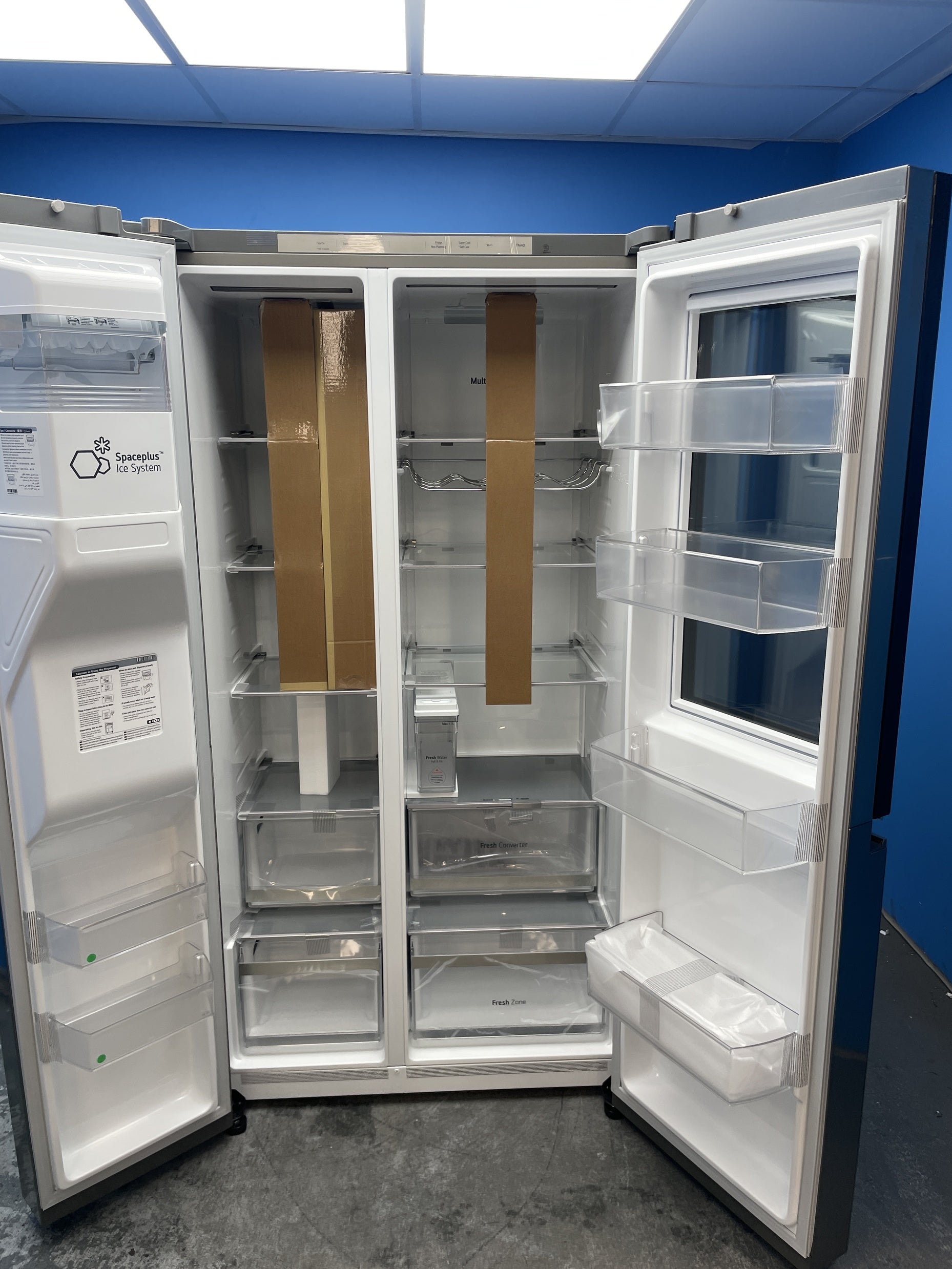 #GRC-158-058 - LG GSXE81PYBD InstaView American Style Fridge Freezer