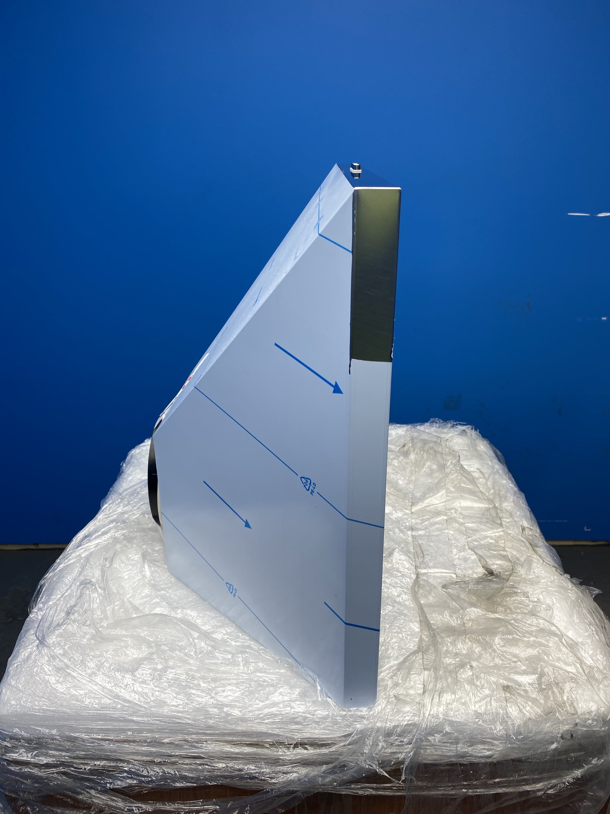 #GRC-150-210 - AEG LFC316X 60cm Stainless Steel Pyramid Chimney Hood