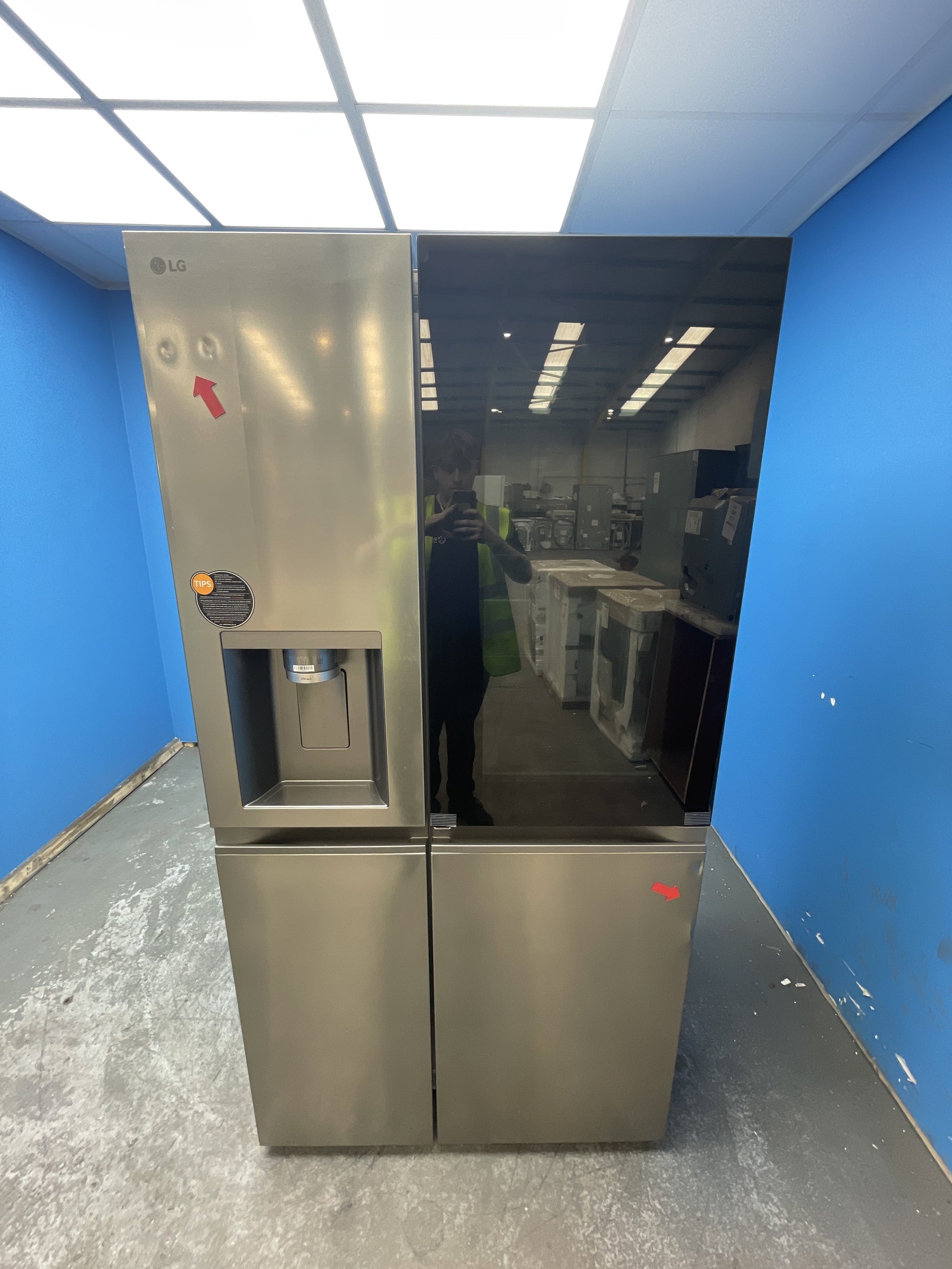 #GRC-163-166 - LG GSXE81PYBD InstaView American Style Fridge Freezer