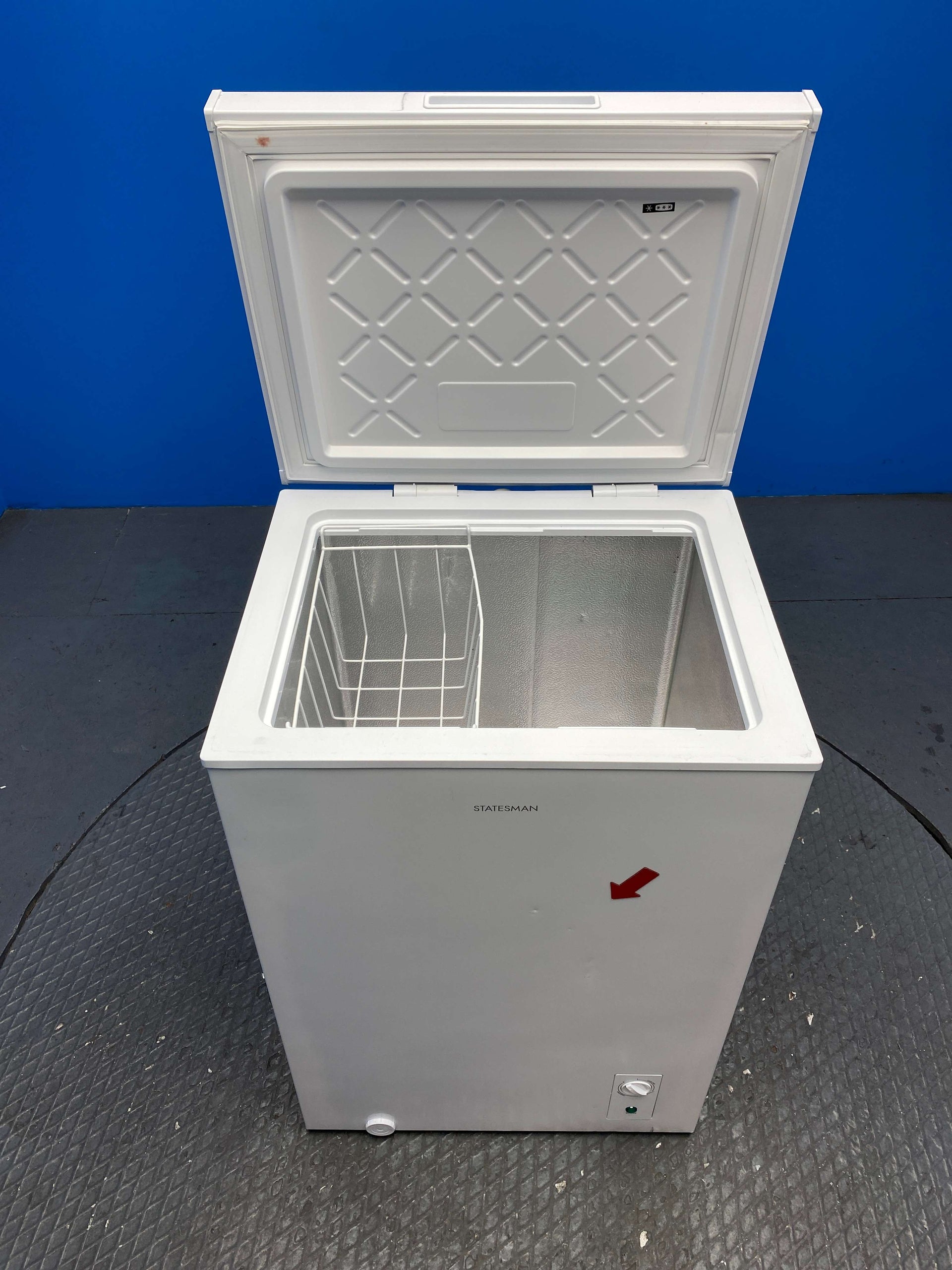 Statesman CHF100 99 Litre Compact Chest Freezer