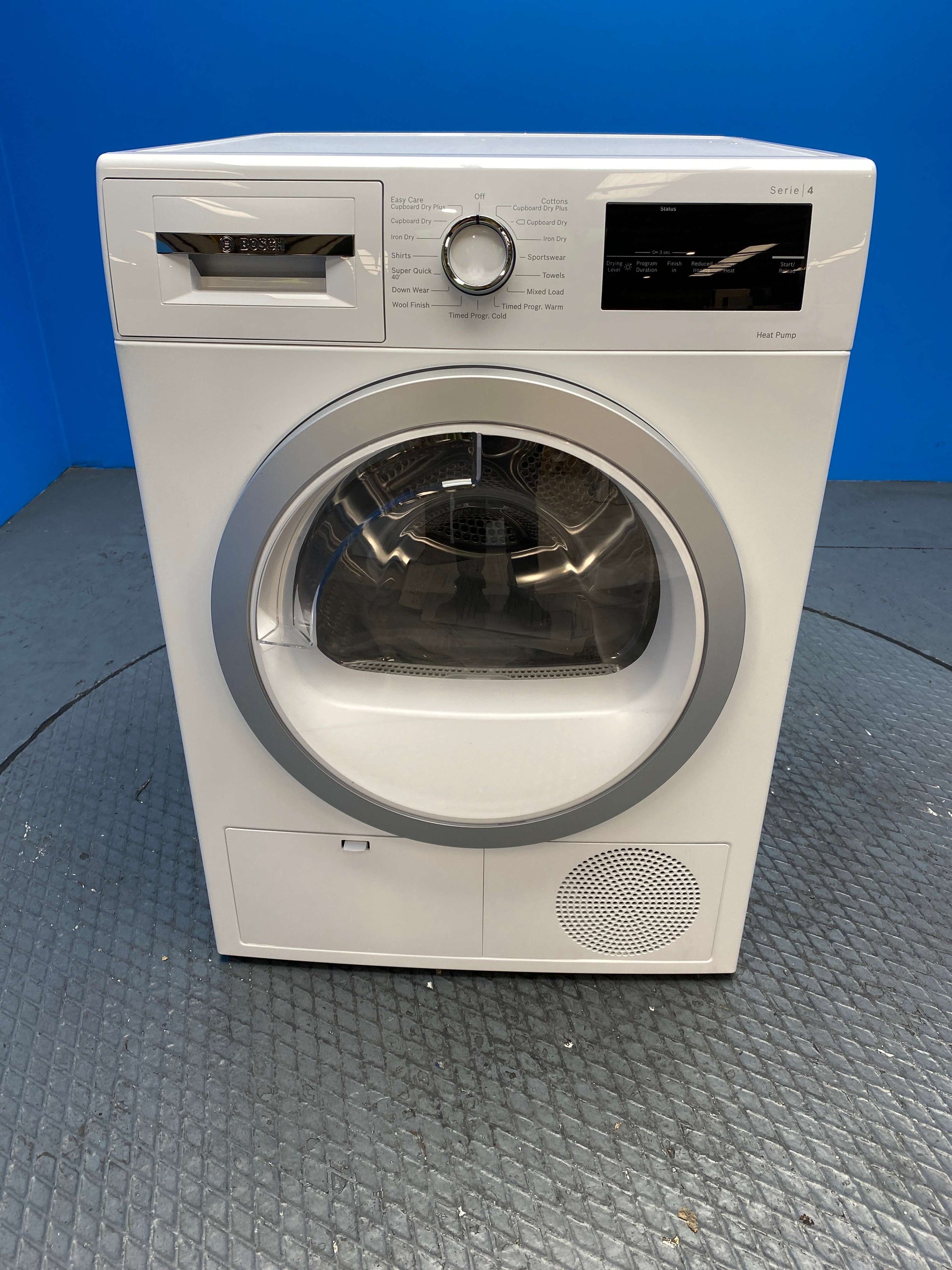 Bosch Series 4 WTH85223GB 8kg Heat Pump Tumble Dryer