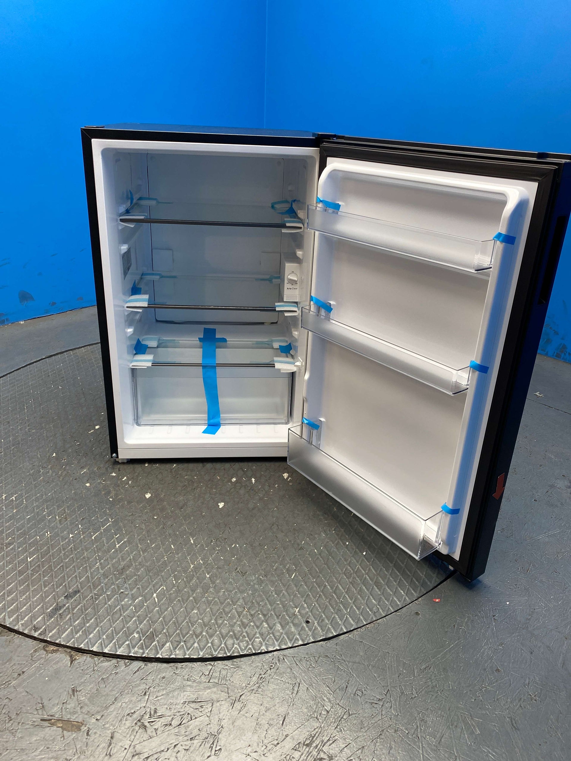 Hoover HONLQ2S58EBK H-FRIDGE 300 Mini Undercounter Fridge