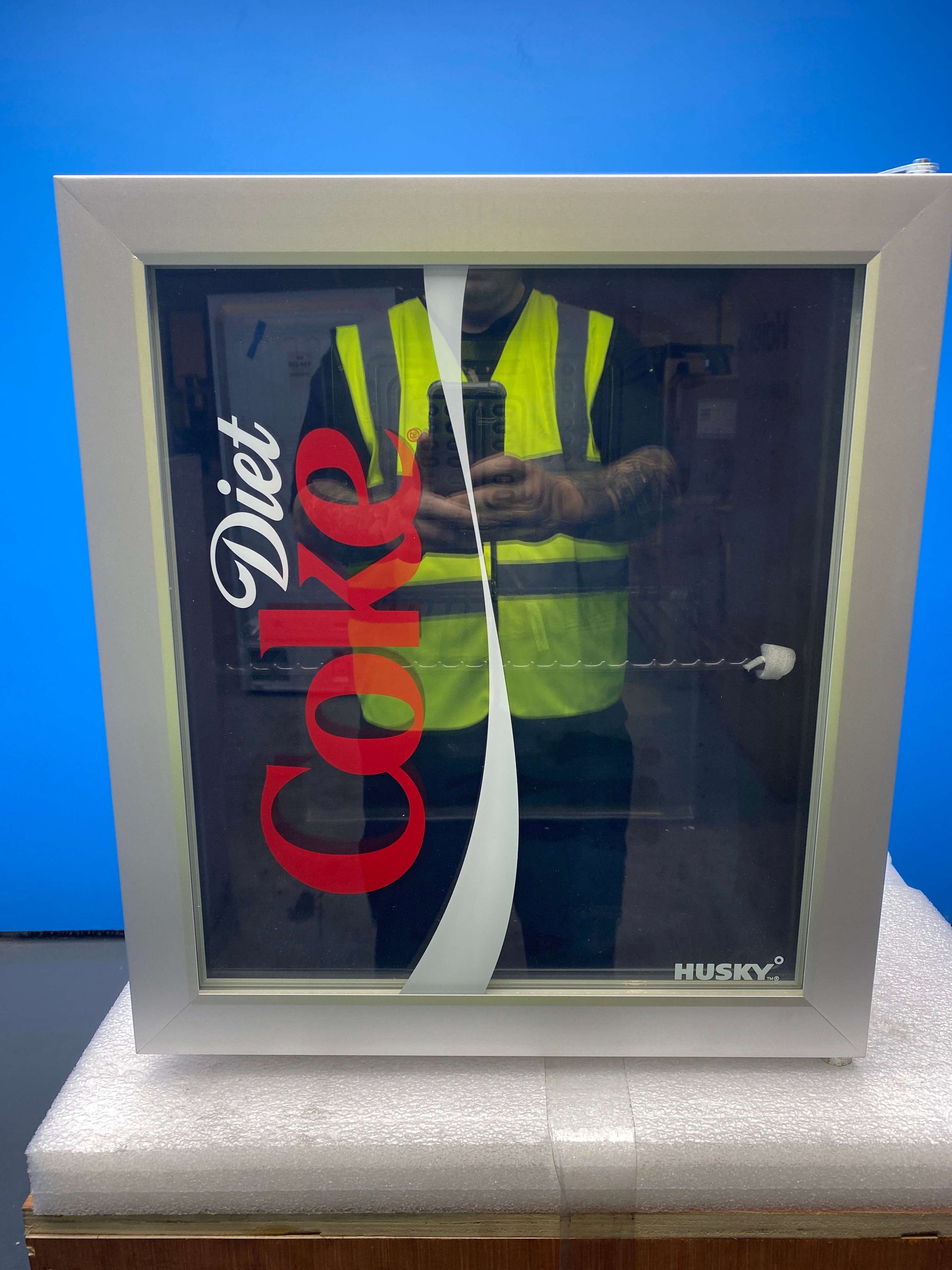 Husky HU0209 Diet Coke Drinks Cooler