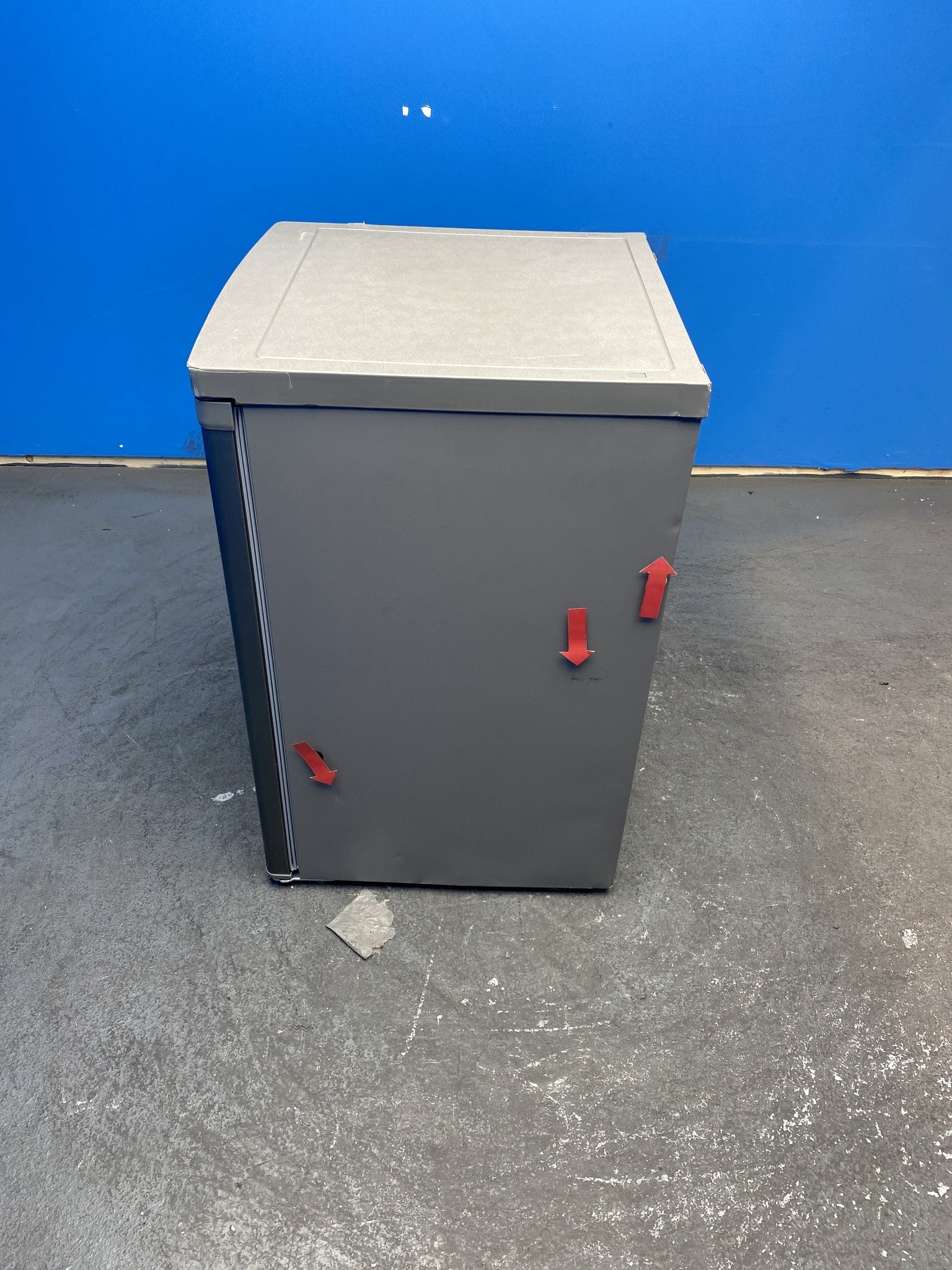 Igenix IG355X 91 Litre Under Counter Freezer