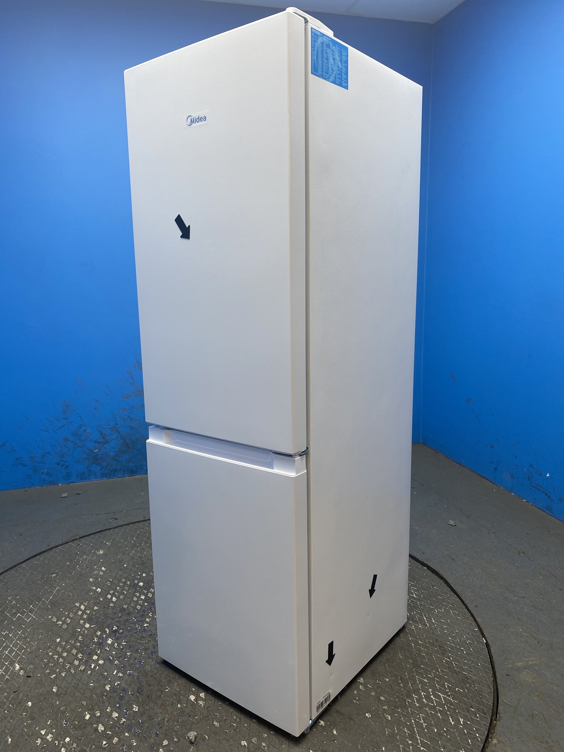 #GRC-158-796 - Midea MDRB254FGE01 173 Litre Combi Fridge Freezer