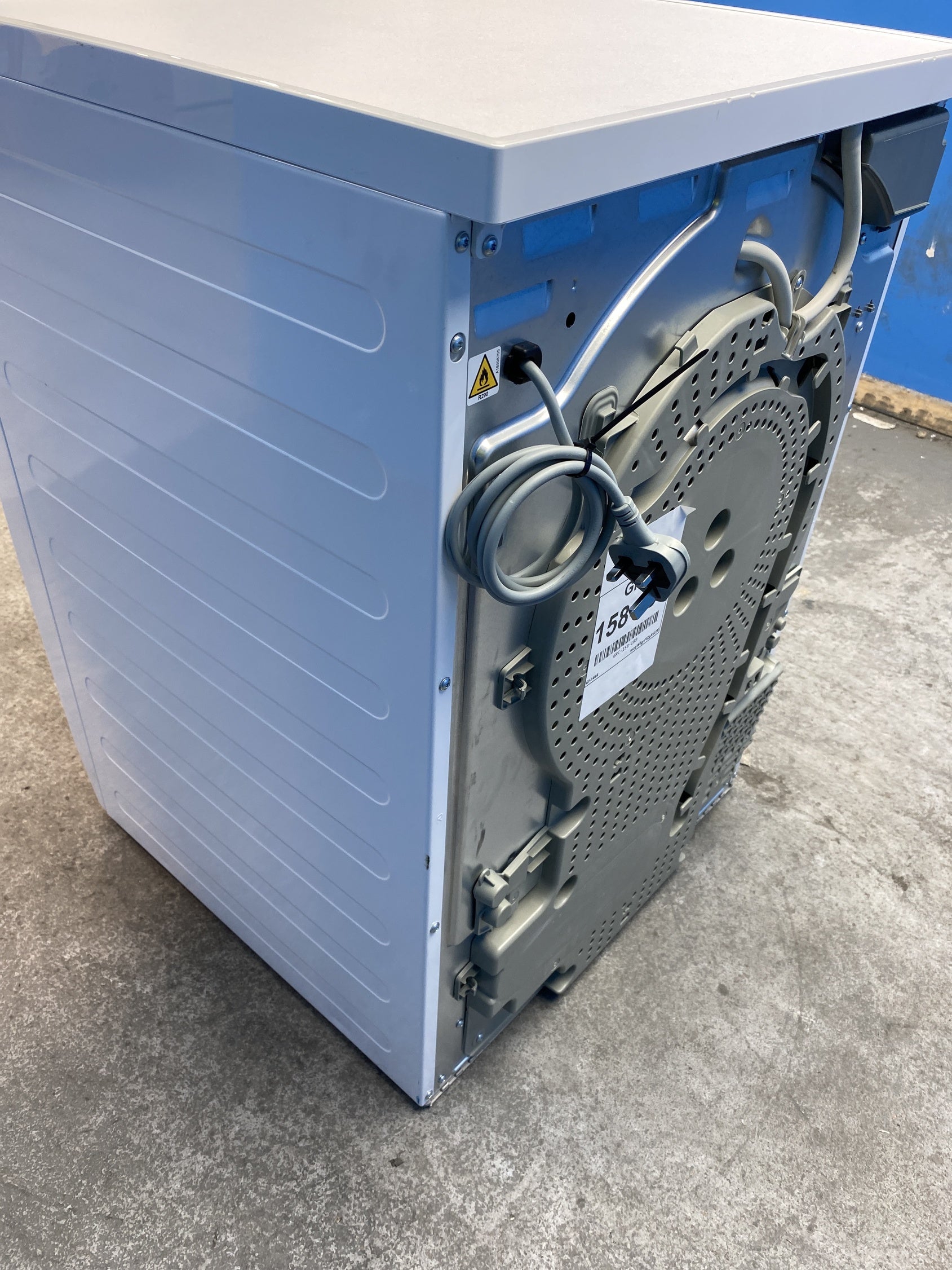 #GRC-158-189 - AEG TR719A4B 7000 Series SensiDry 9kg Heat Pump Tumble Dryer