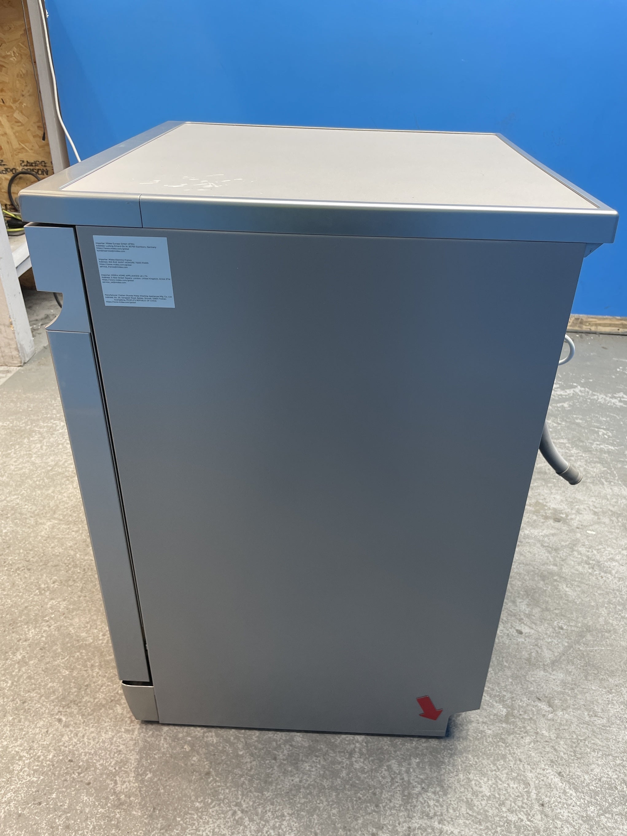 #GRC-158-778 - Midea MDWEF1433D 14 Place Full Size Dishwasher in Silver