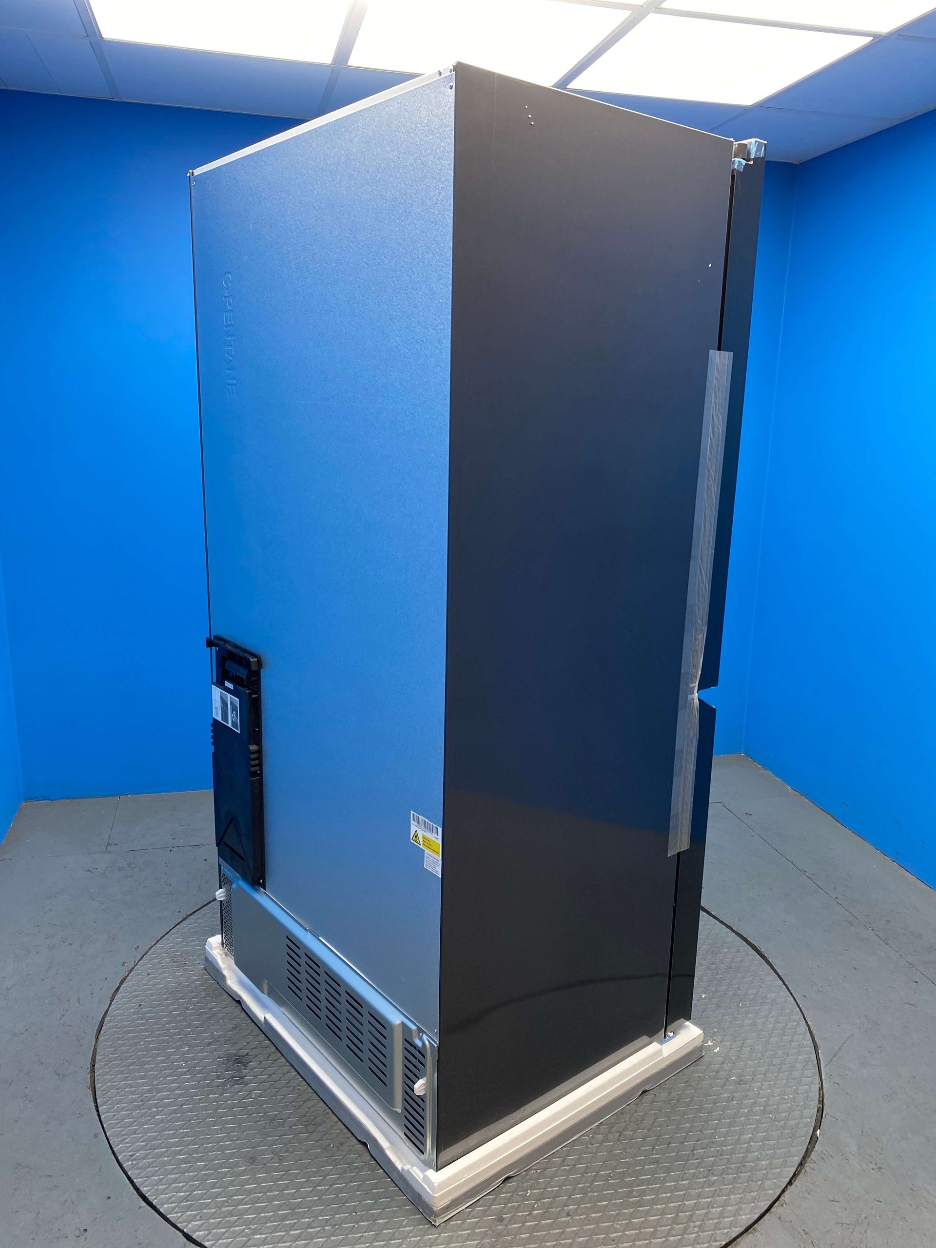 Siemens iQ500 KF96NAXEAG 605L French Door Fridge Freezer