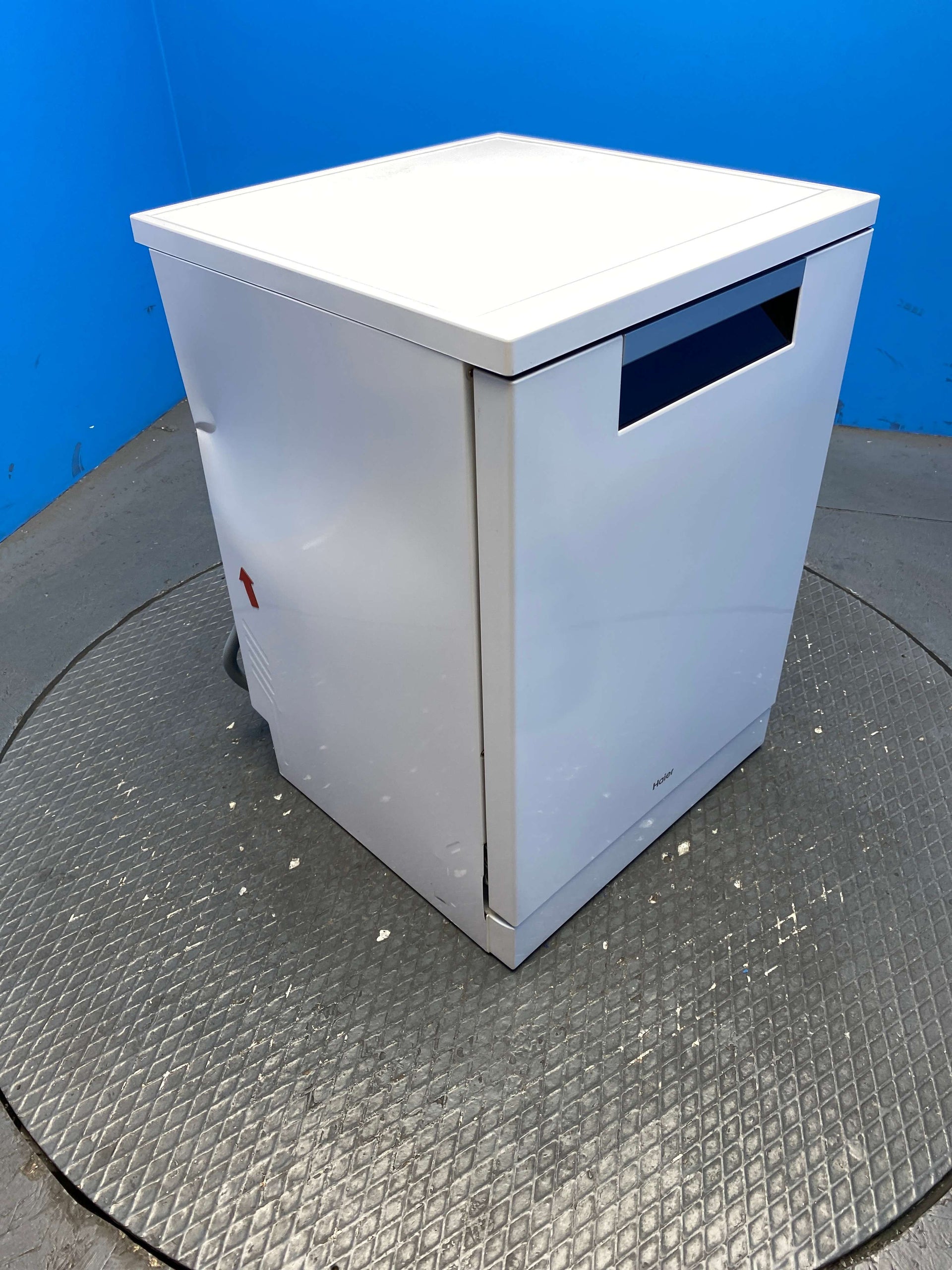 Haier XF5C4M1W I-Pro Series 3 15 Place Setting Dishwasher
