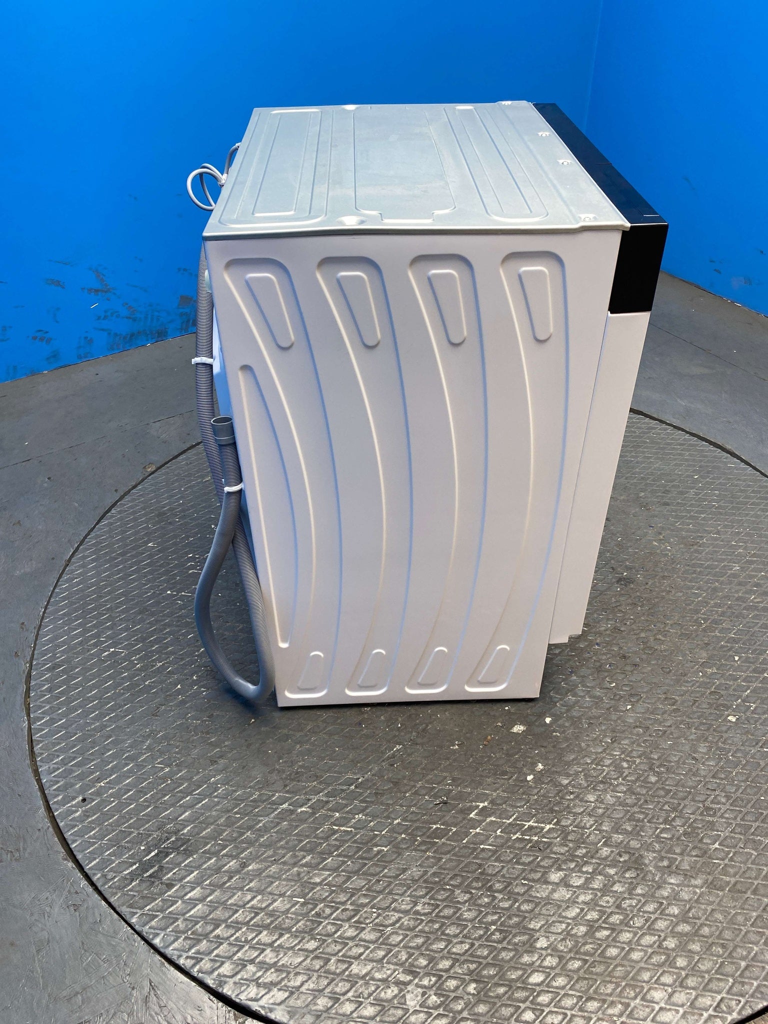 Sharp ES-NIH714BWA Integrated 7kg 1400 Spin Washing Machine