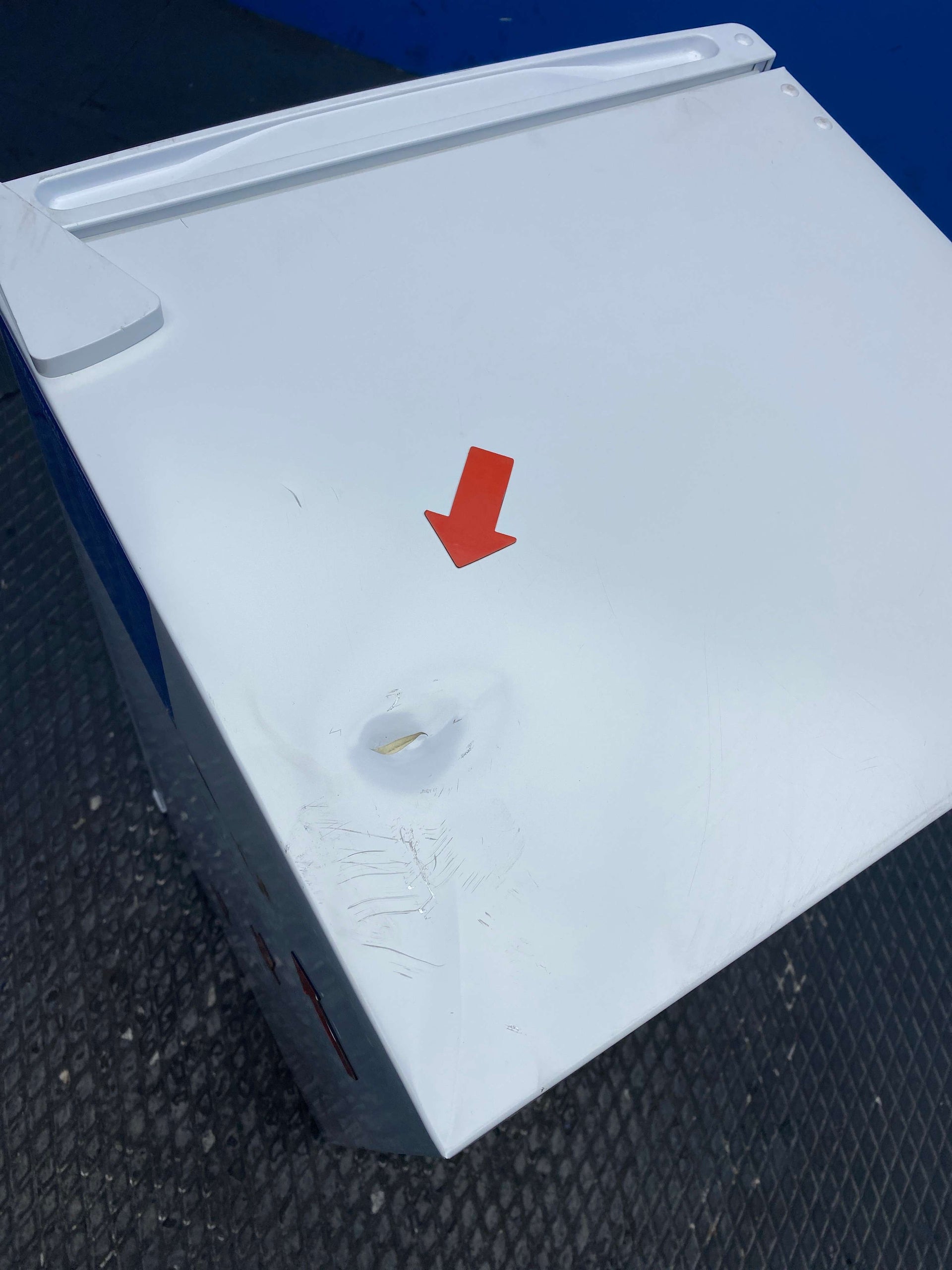 Midea MDRD146FGE01 93 Litre Undercounter Fridge