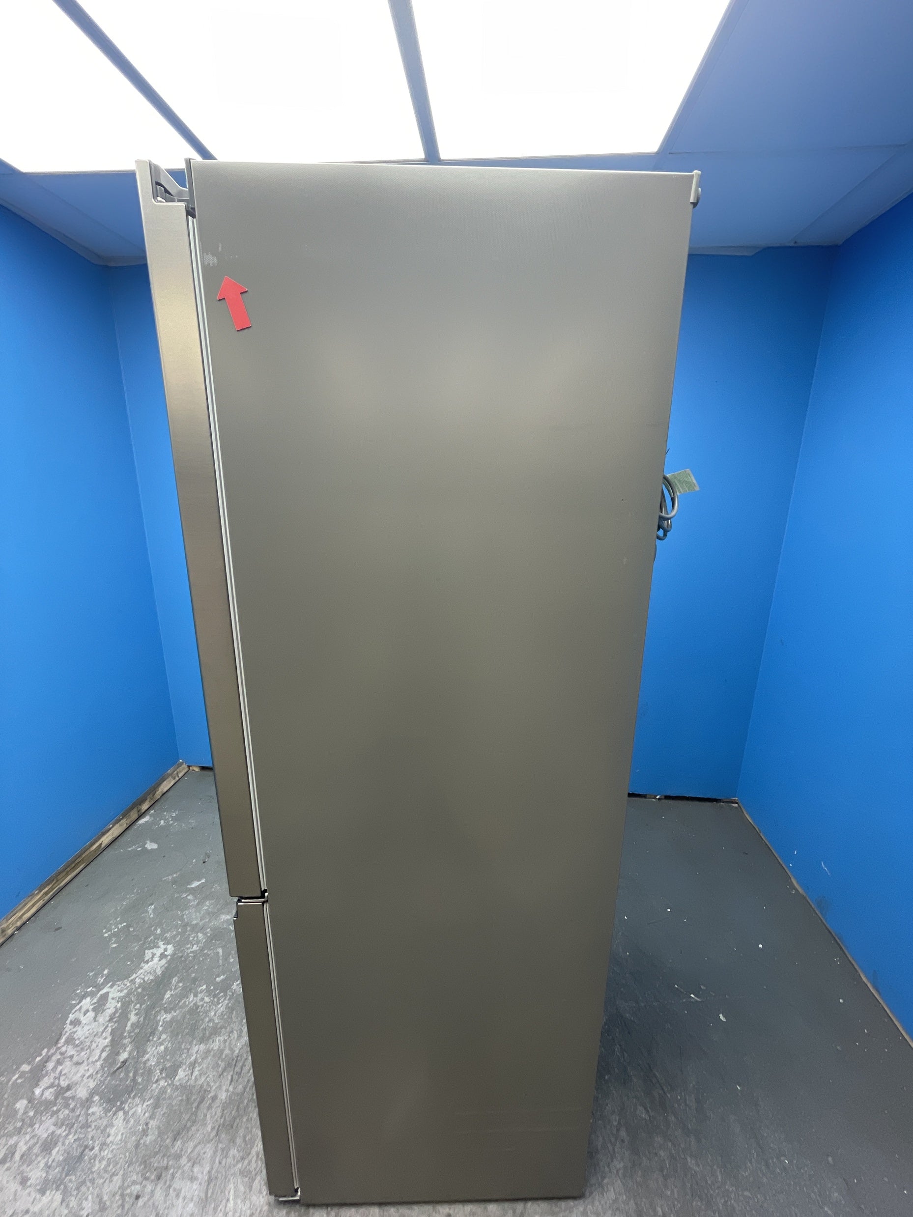 #GRC-163-237 - LG 344L NatureFRESH 60/40 Frost Free Fridge Freezer with DoorCooling