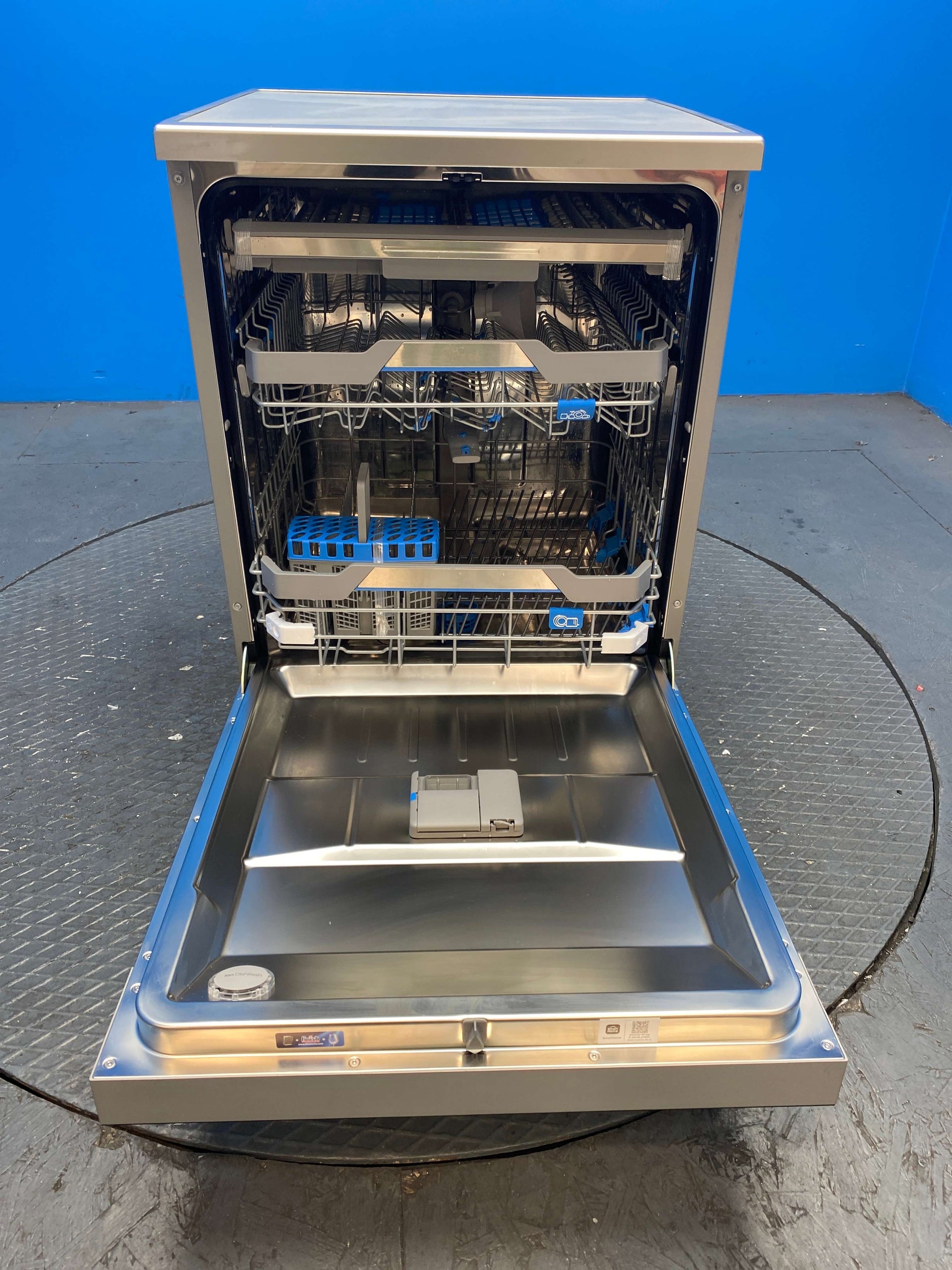 Midea MDWEF1433GSS 14 Place Wi-Fi Dishwasher