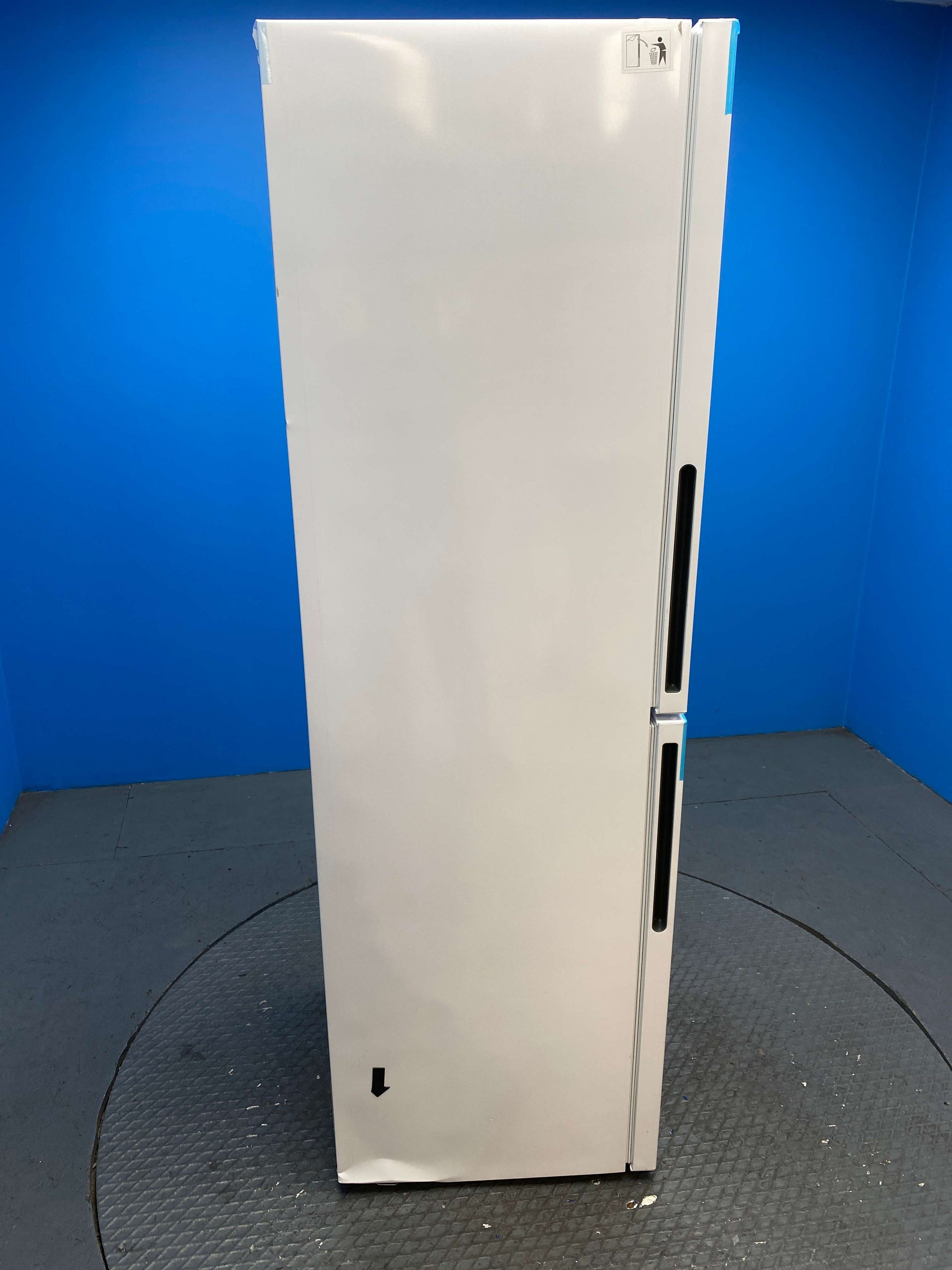 Candy CCT3L517EWK 252 Litre Combi Fridge Freezer