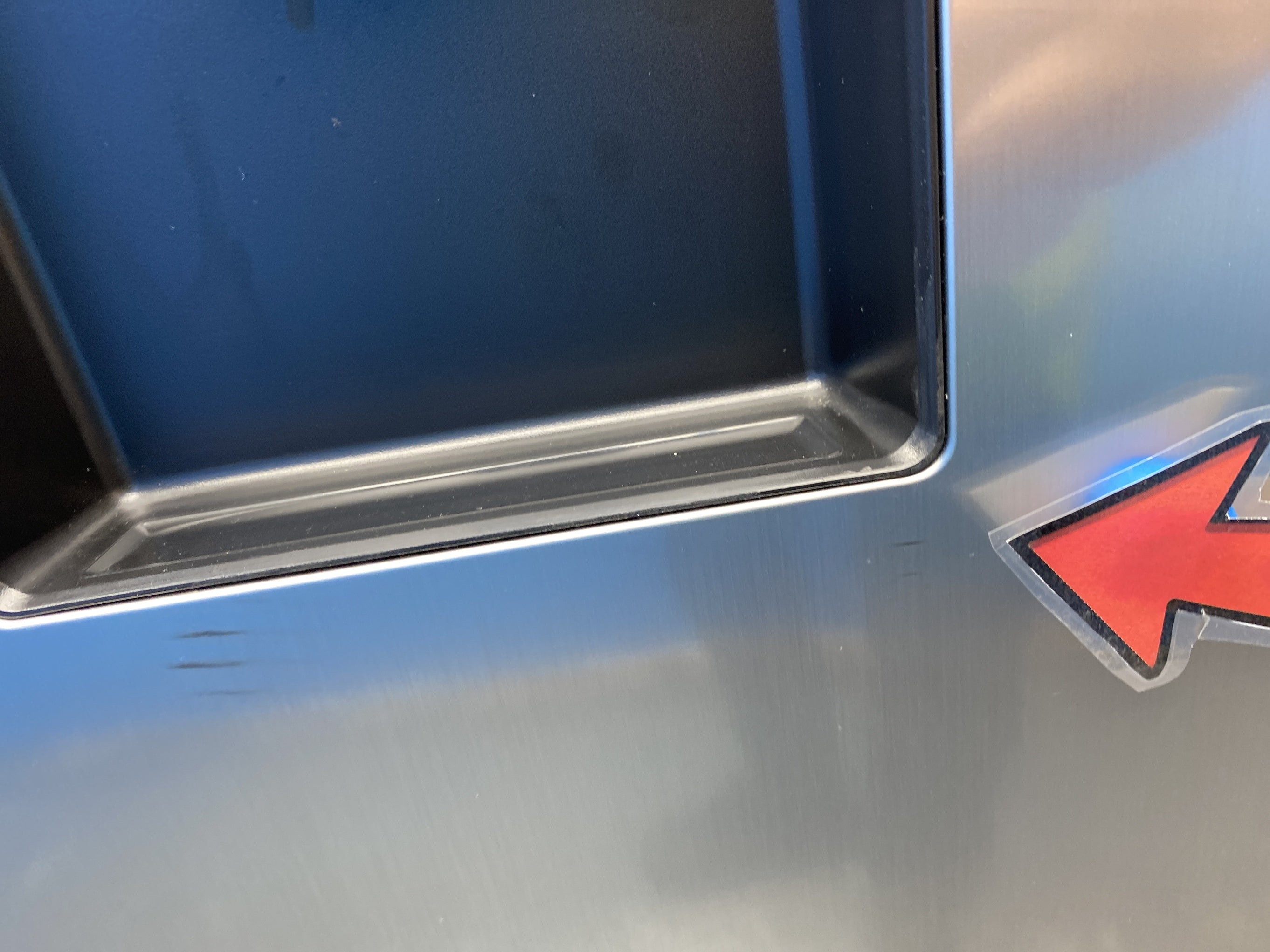 #GRC-145-227 - Hisense RS840N4WCE American Style 649 Litre Fridge Freezer
