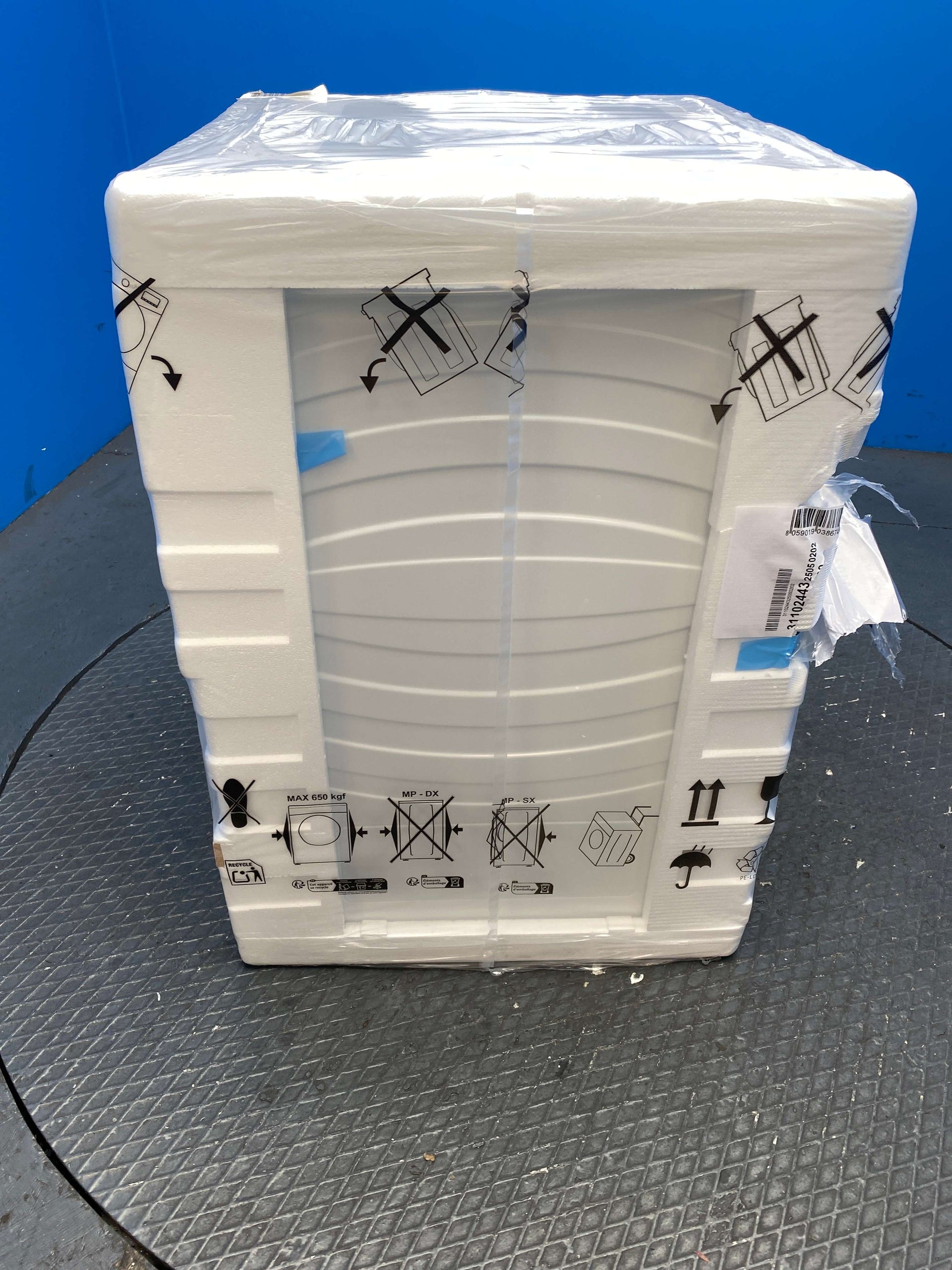 Candy CSOEC8DG 8kg Condenser Smart Tumble Dryer