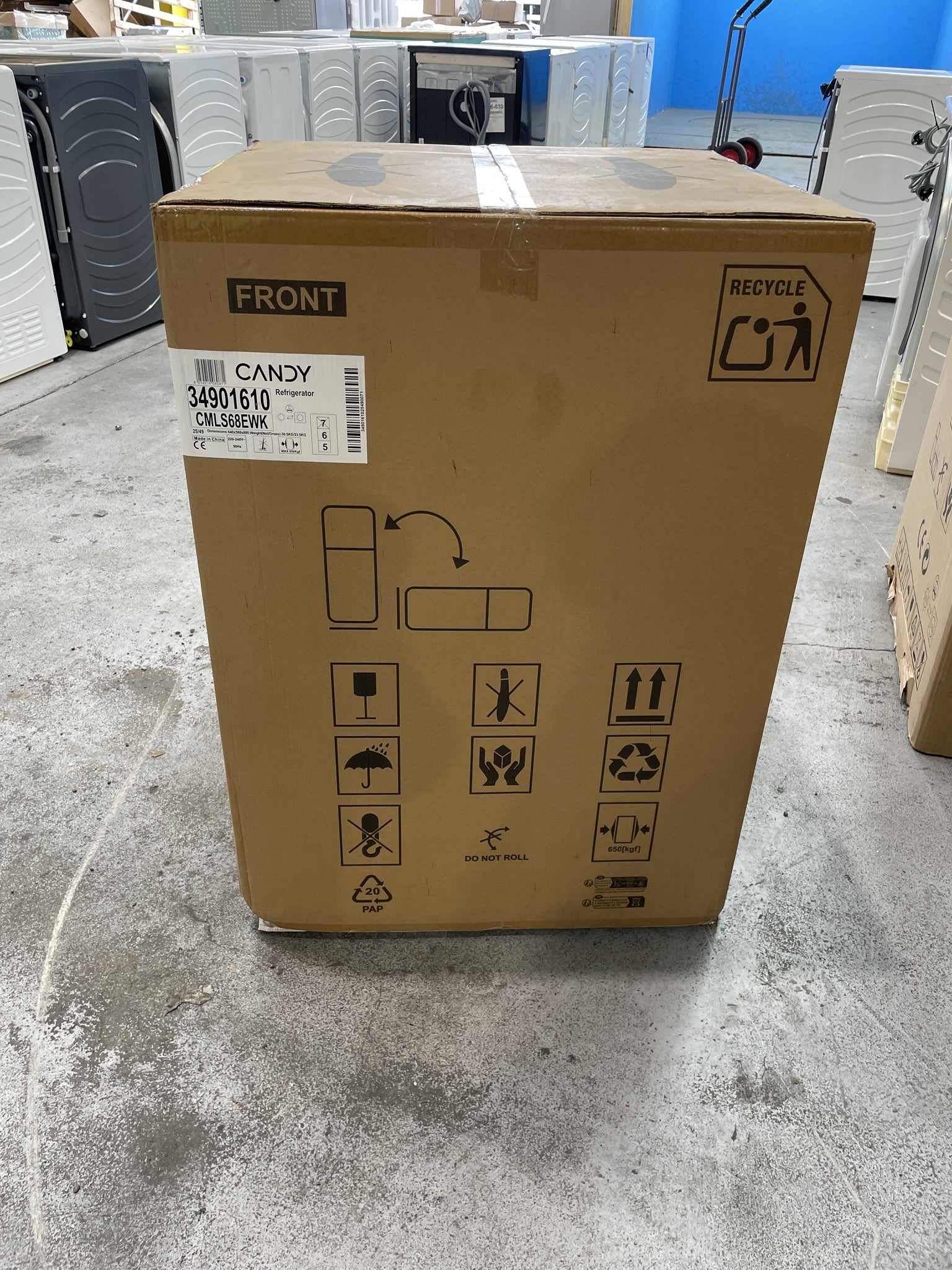 #GRC-156-442 - Candy CMLS68EWK Integrated 135L Under Counter Fridge
