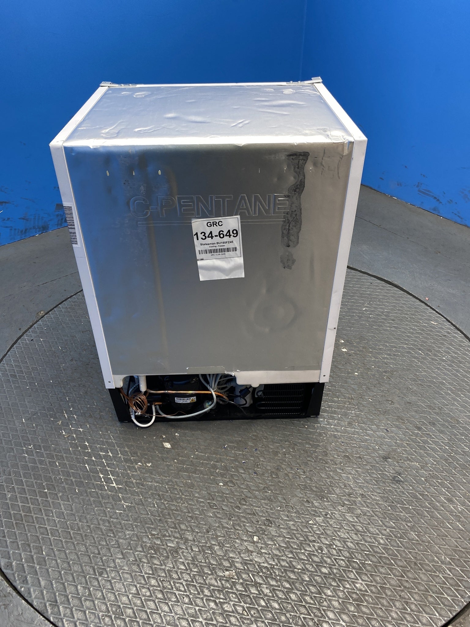 Statesman BU160FZ4E 96 Litre Integrated Under Counter Freezer