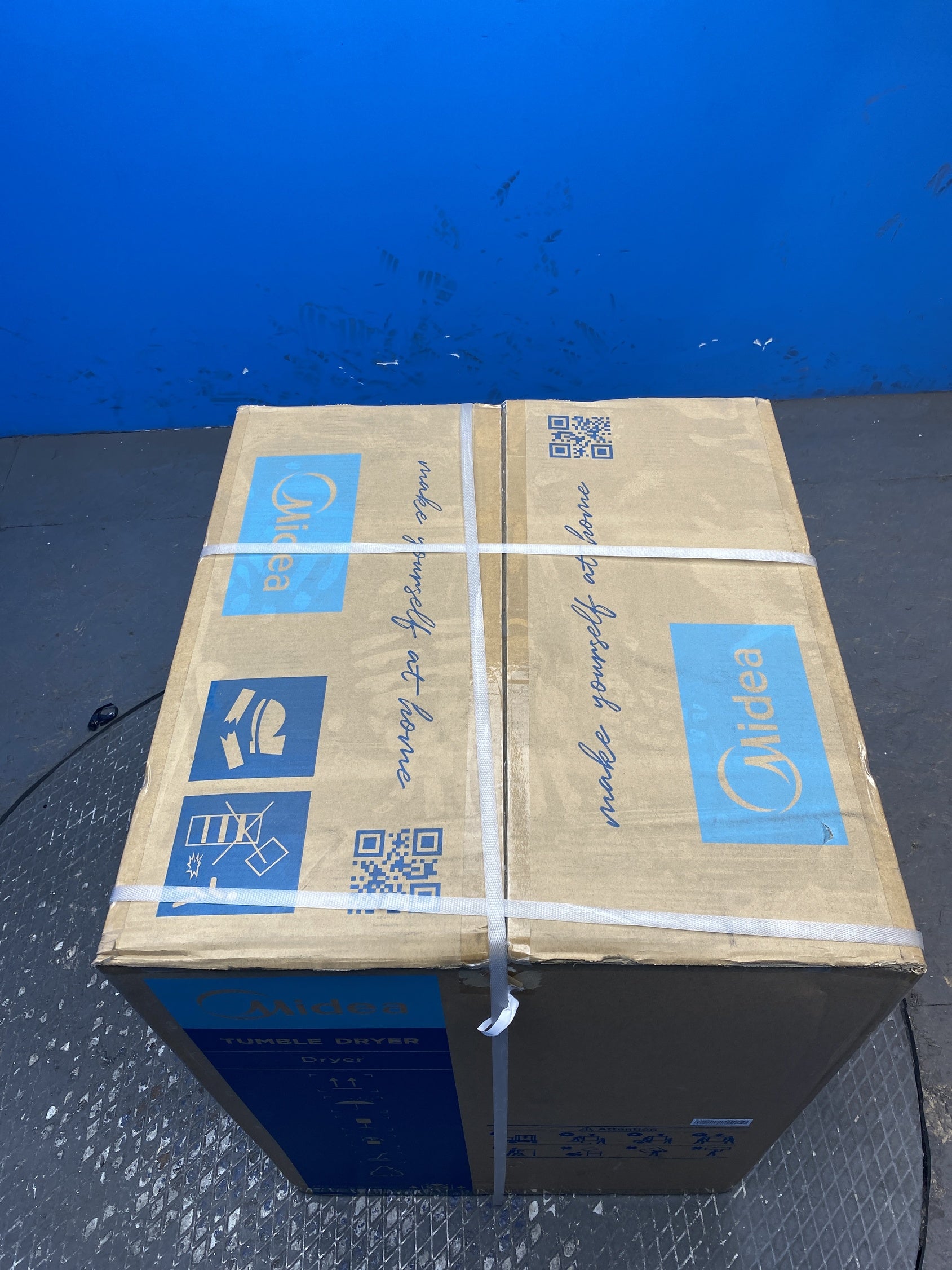 #GRC-158-894 - Midea MD200H80WB/W-UK 8kg Smart Sensor Heat Pump Tumble Dryer