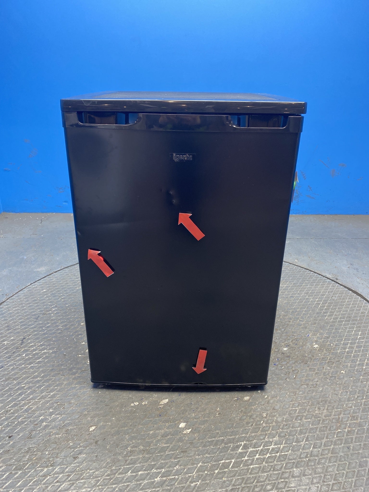 Igenix IG355B 94 Litre Under Counter Freezer