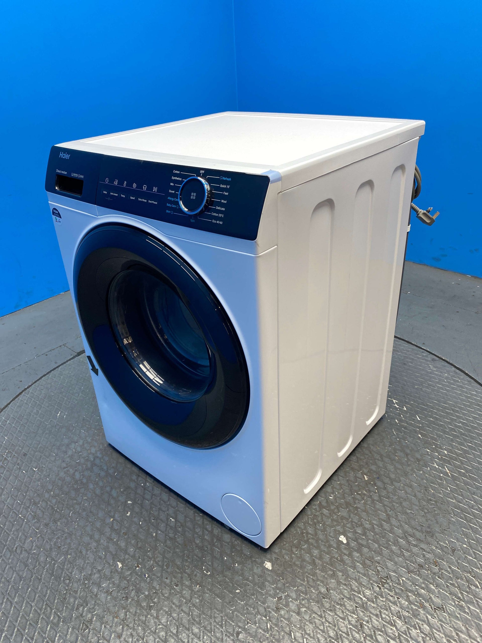 Haier i-Pro Series 3 HW90-B16939 9kg 1600rpm Washing Machine
