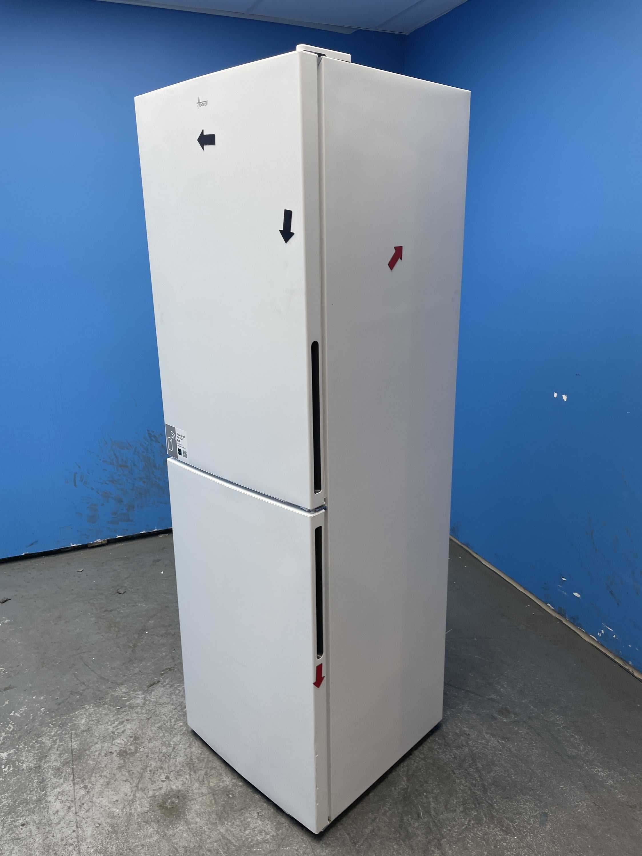 #GRC-155-796 - Hoover HVT3CLECKIHW 235 Litre Combi Fridge Freezer