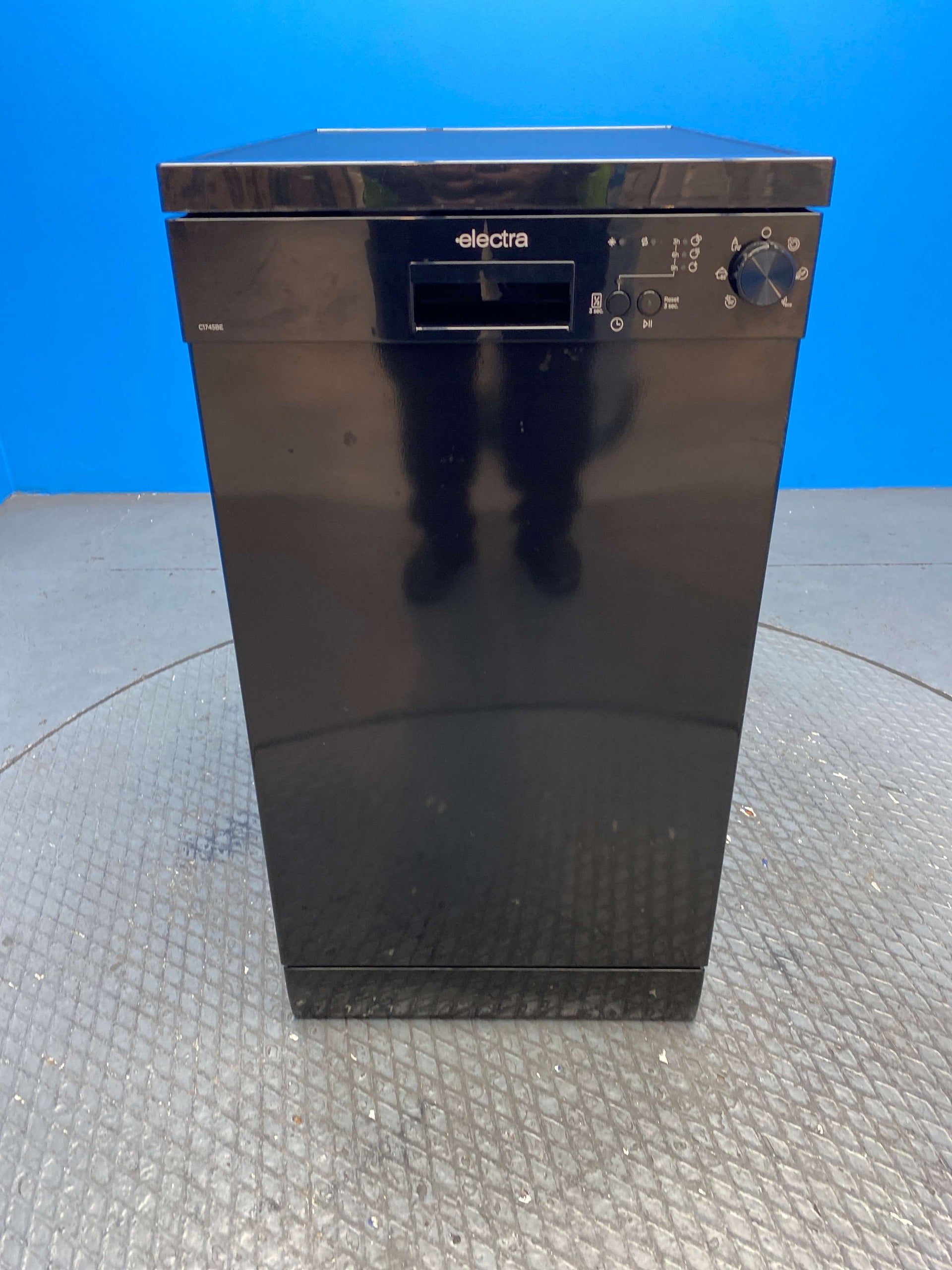 Electra C1745BE Slimline 10 Place Setting Dishwasher