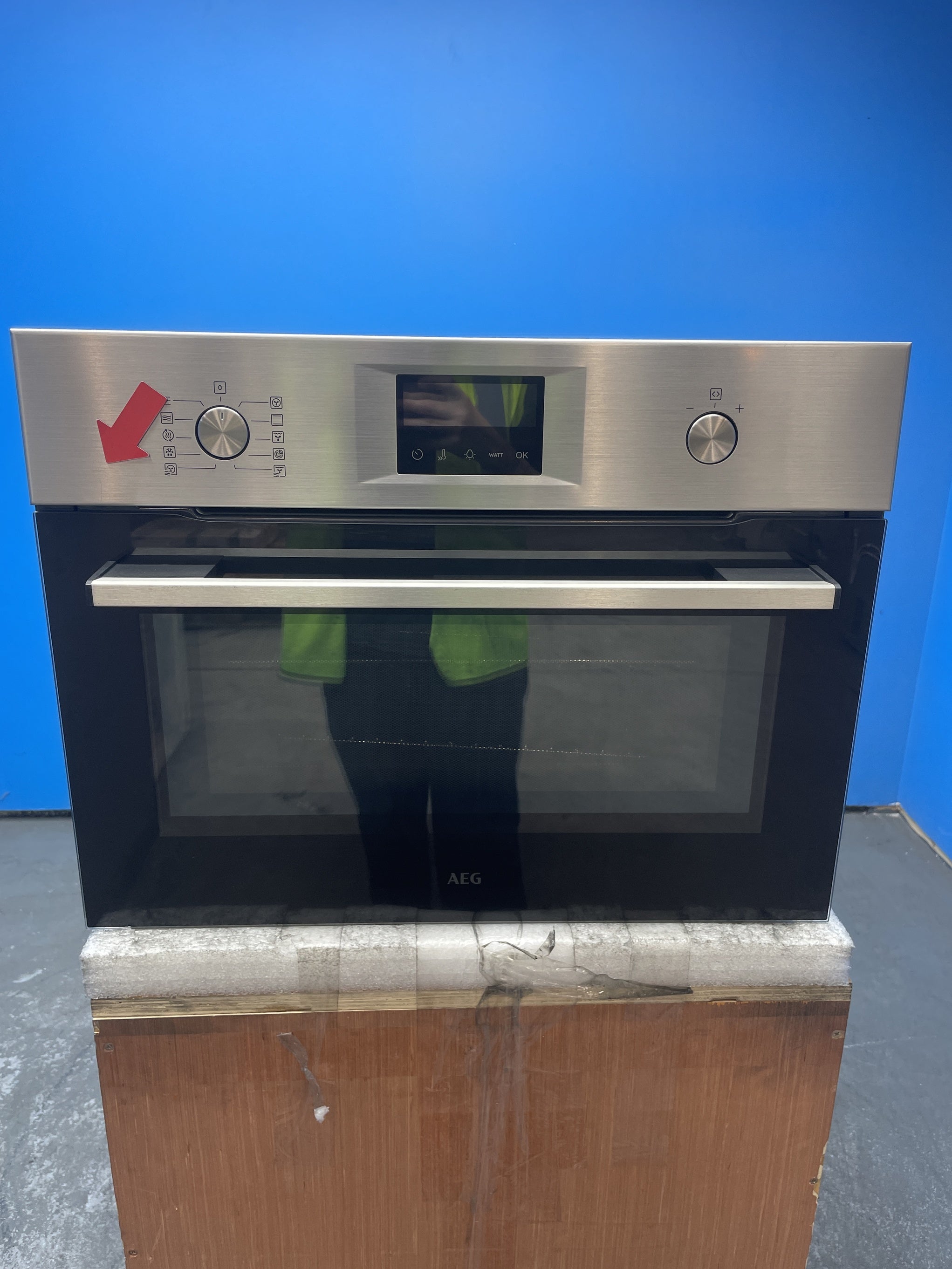 #GRC-155-909 - AEG 6000 CombiQuick 44L Built-In Combi Microwave – 1000W Grill, Steel