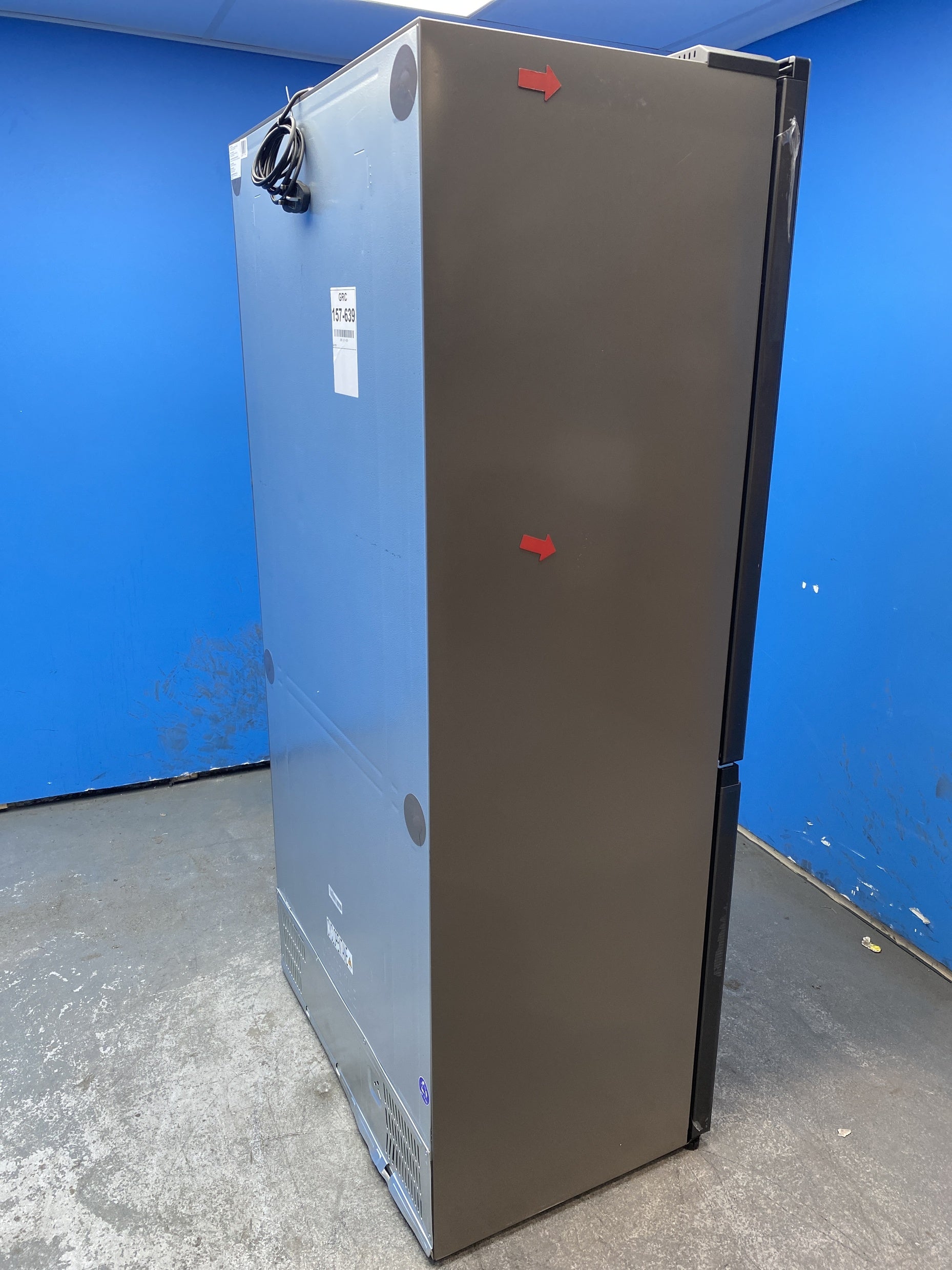 #GRC-157-639 - Hisense RQ768N4GBE KitchenFit Total No Frost American Fridge Freezer