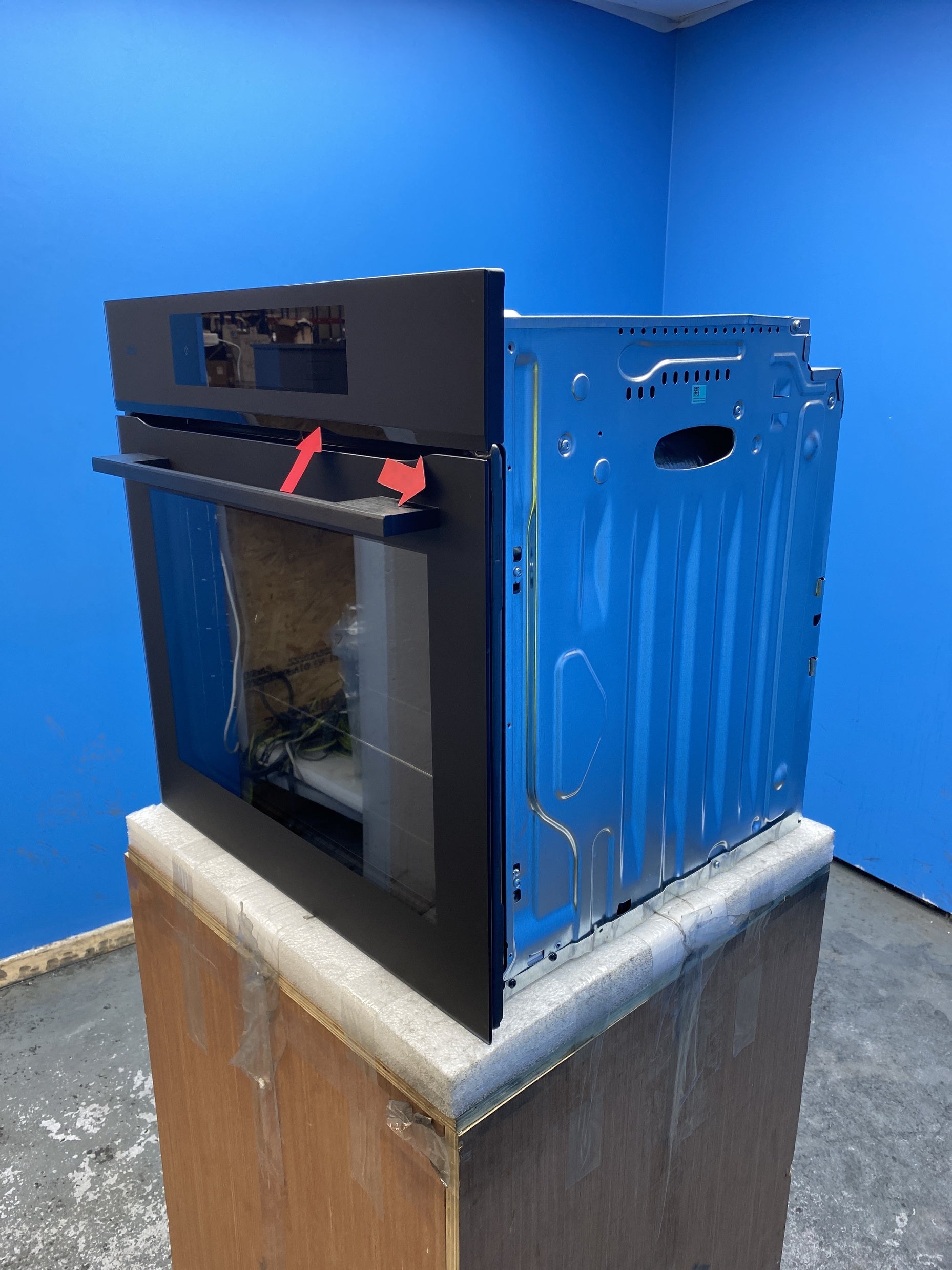 #GRC-155-908 - AEG NBT9P83IAT 9000 SteamPro Built-In Oven