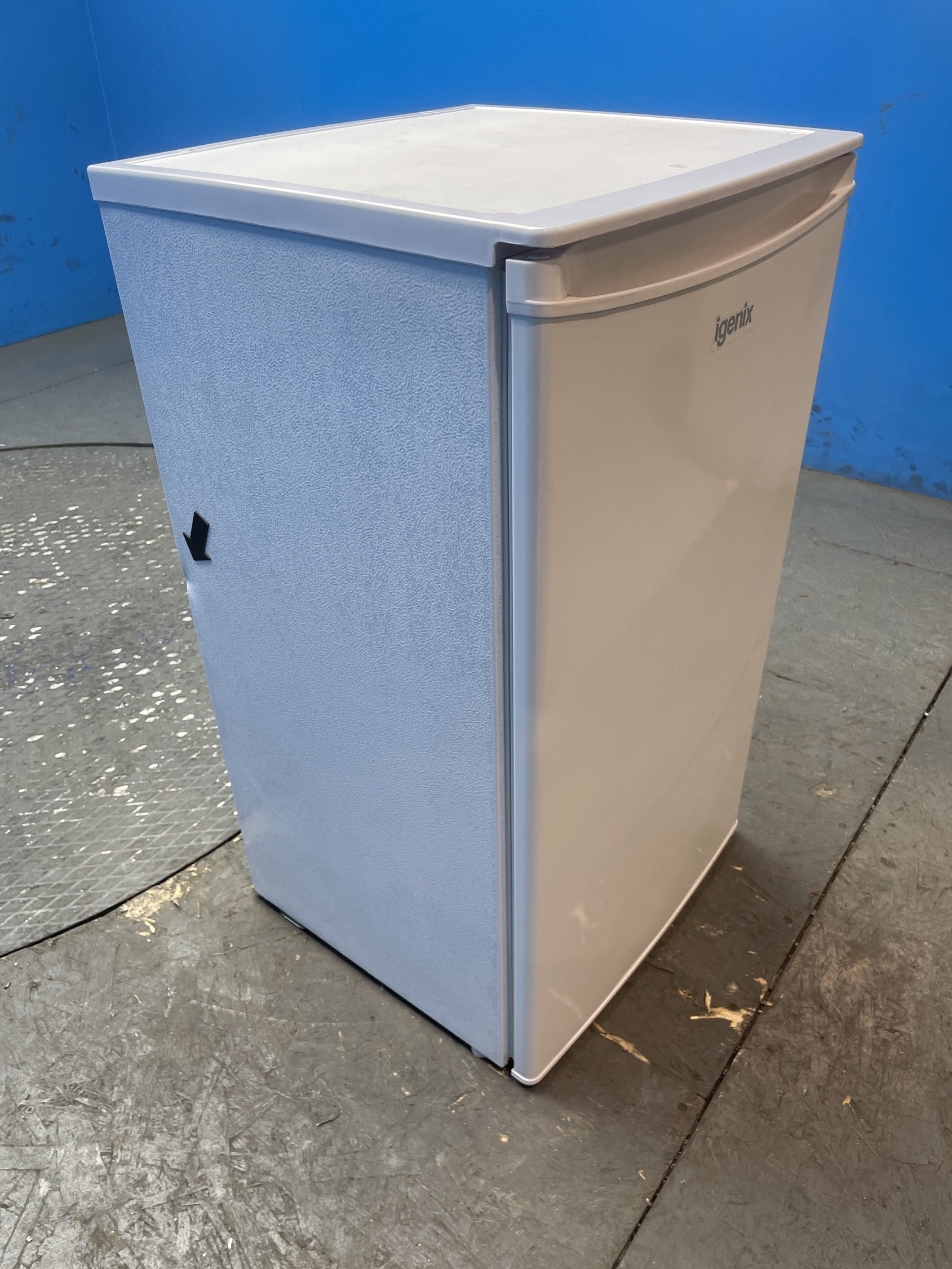 #GRC-134-038 - Igenix IG3960 92L Under-Counter Larder Fridge