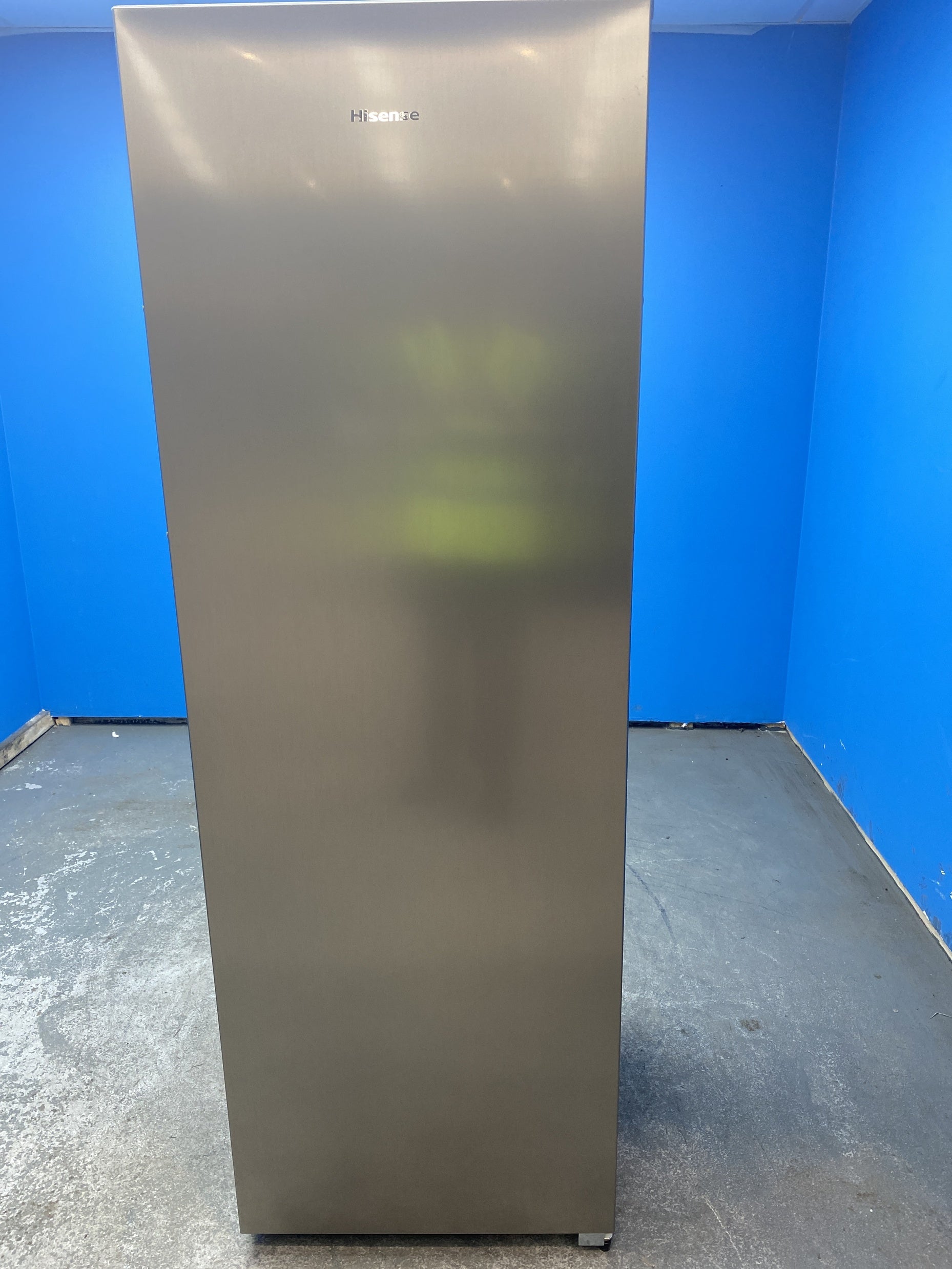 #GRC-157-218 - Hisense RL415N4ACE Tall 322 Litre No Frost Larder Fridge